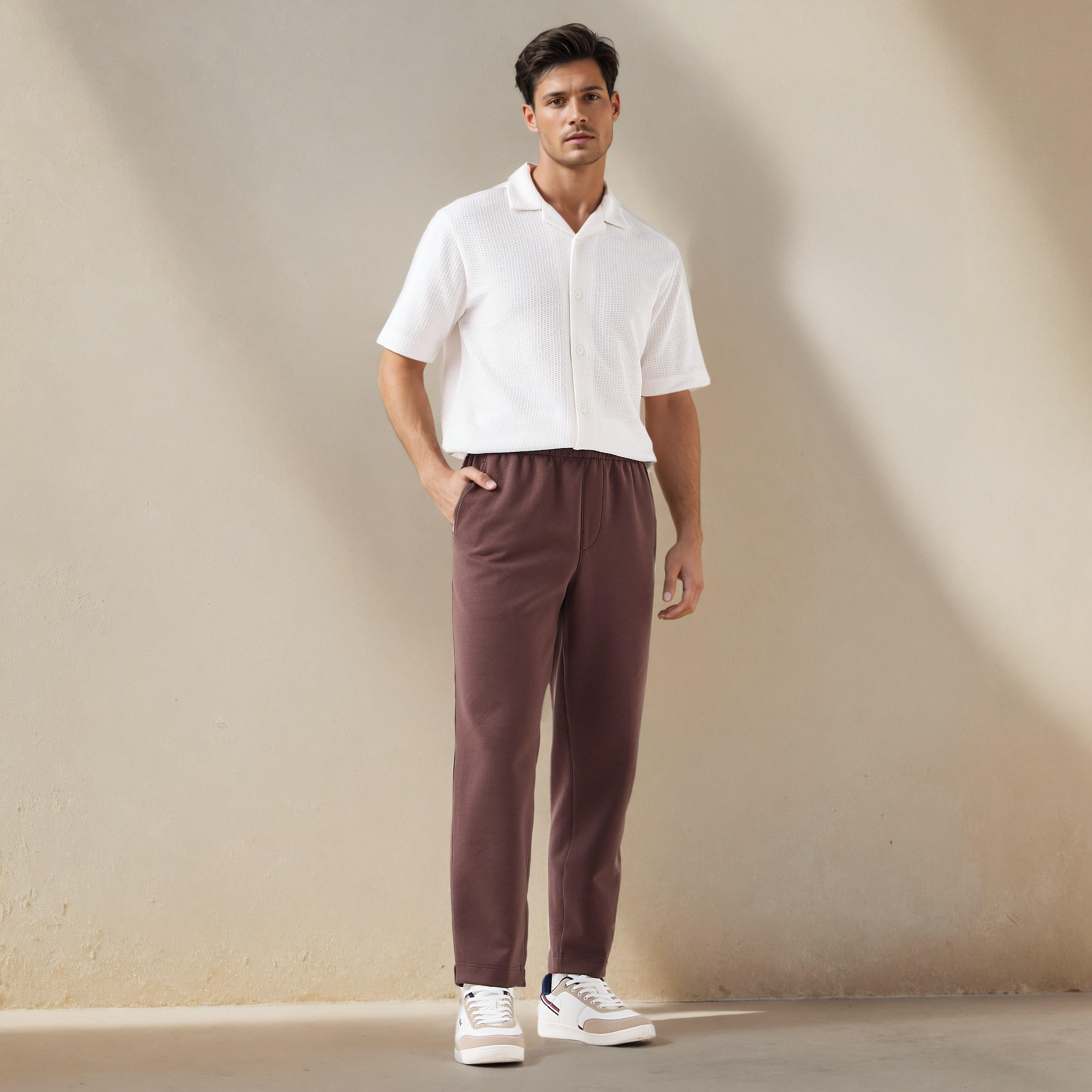 قميص منتجع هونيكومب بارز الملمس بقصة عادية من آيكونيك-men-clothing-shirts-image-5