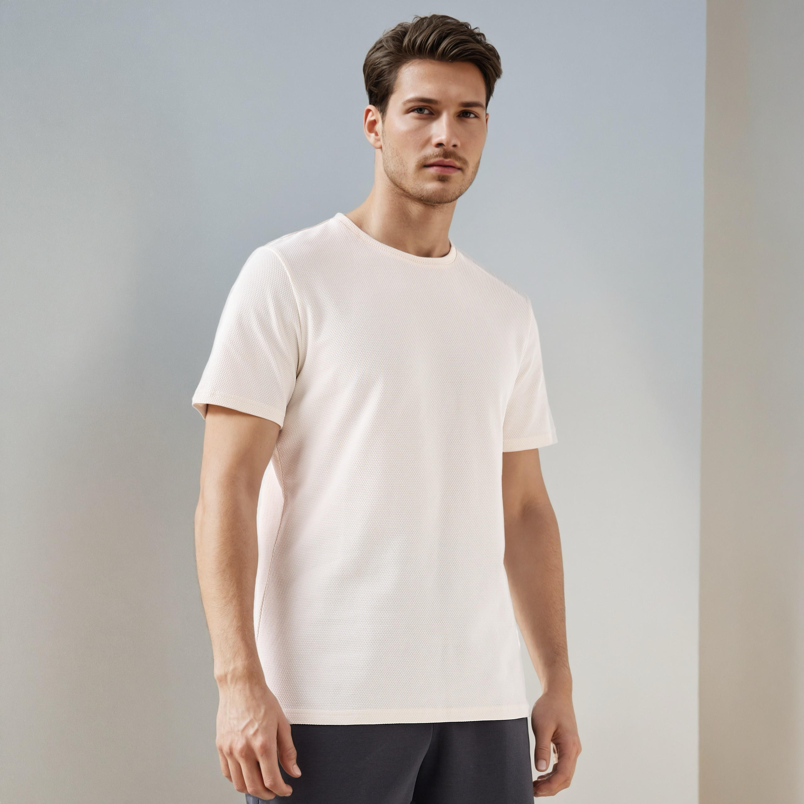 تيشيرت بارز الملمس بياقة ضيقة من آيكونيك-men-clothing-tshirtsandpolos-tshirts-image-6