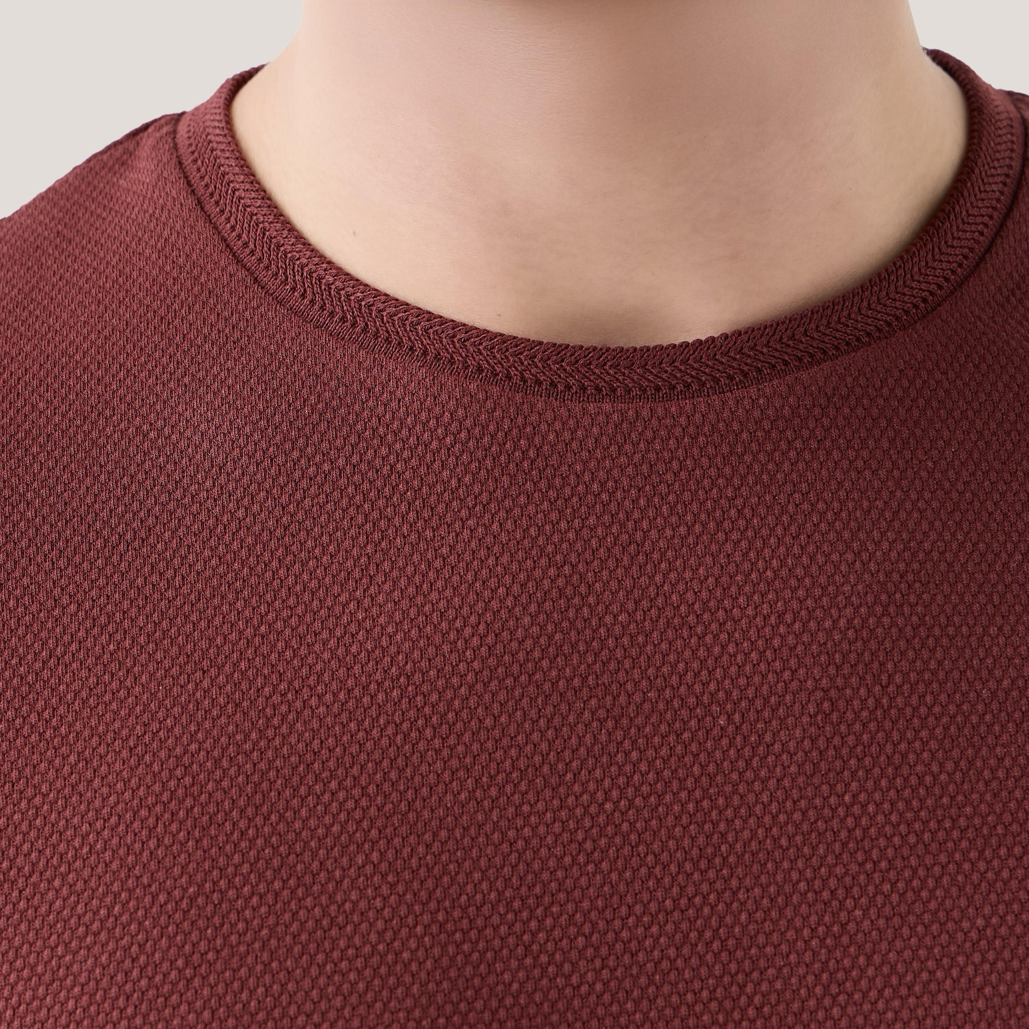 تيشيرت بارز الملمس بياقة ضيقة من آيكونيك-men-clothing-tshirtsandpolos-tshirts-image-4