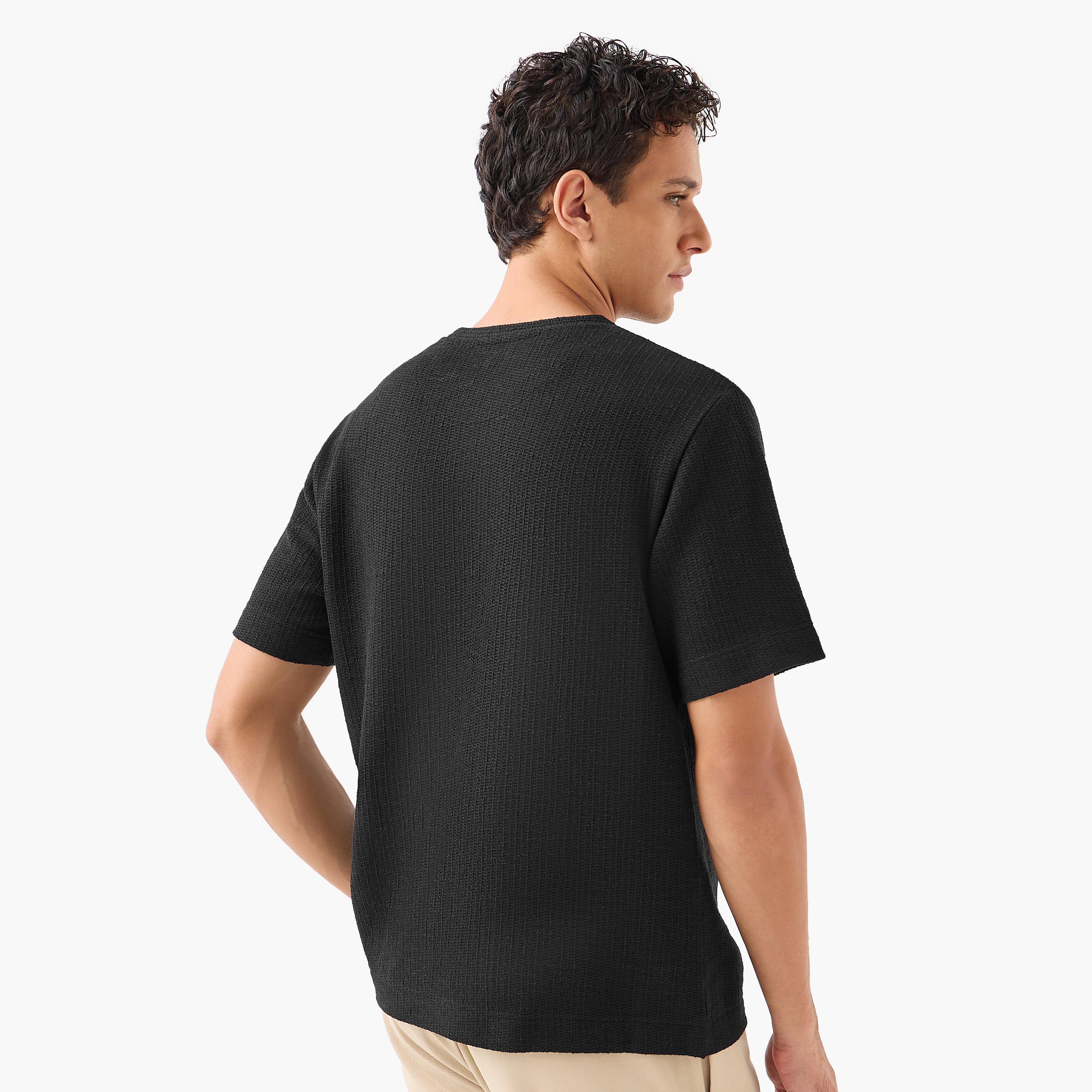 Iconic Men Regular Fit Crew Neck Short Sleeves Honeycomb Textured T-shirt-men-clothing-tshirtsandpolos-tshirts-image-4