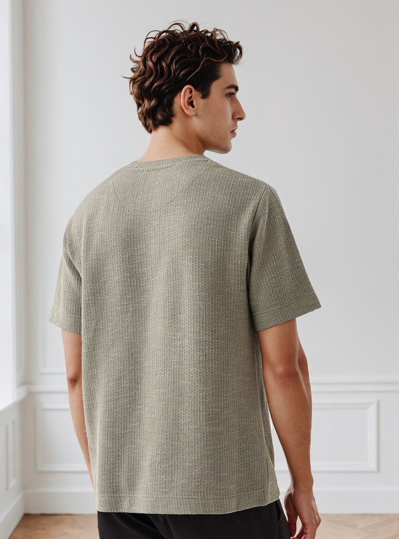 Iconic Men Regular Fit Crew Neck Short Sleeves Honeycomb Textured T-shirt-men-clothing-tshirtsandpolos-tshirts-image-3