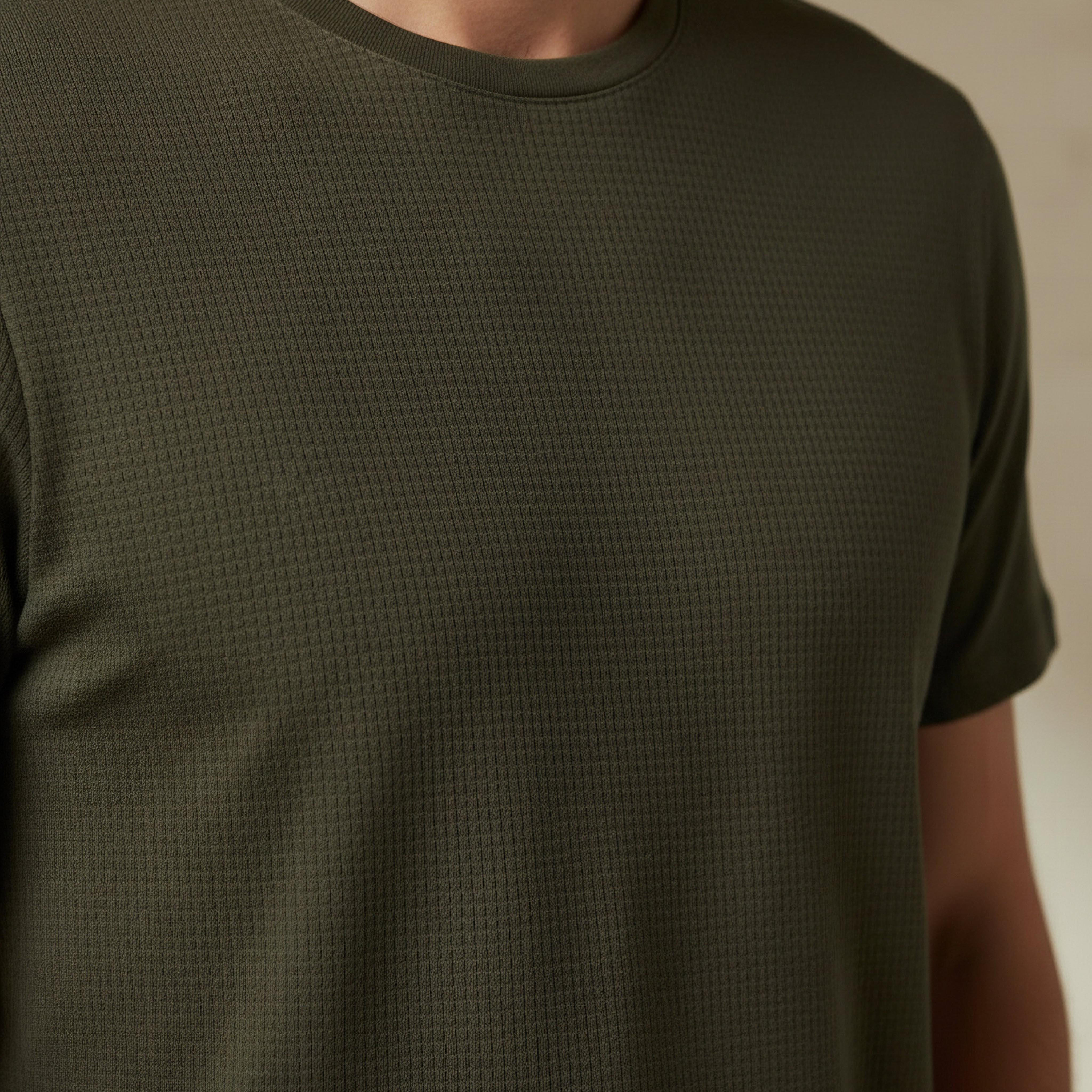 Iconic Men Slim Fit Round Neck Short Sleeve Popcorn Textured T-shirt-men-clothing-tshirtsandpolos-tshirts-image-4