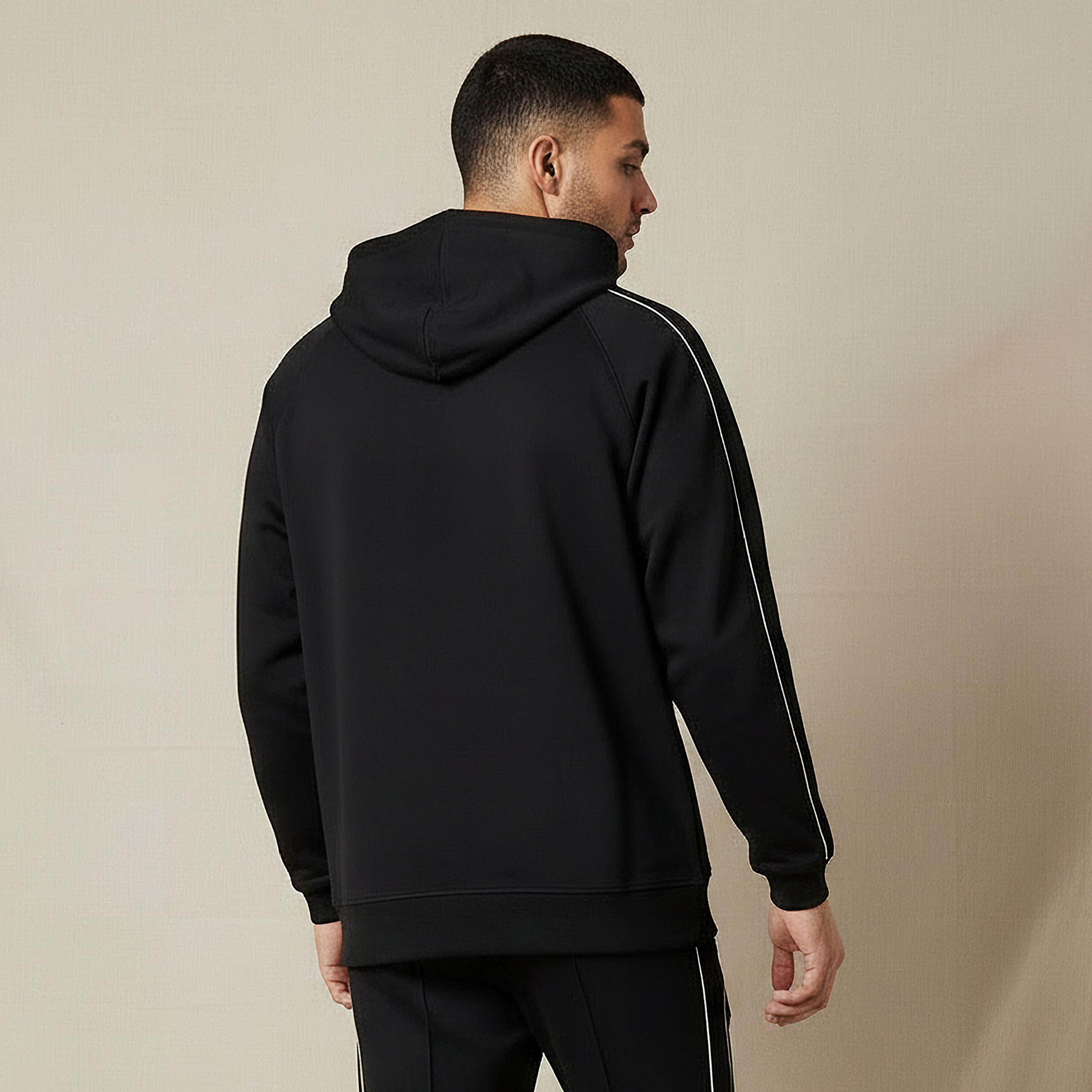 هودي رجالي بشريط من آيكونيك-men-winterwear-hoodiesandsweatshirts-image-3