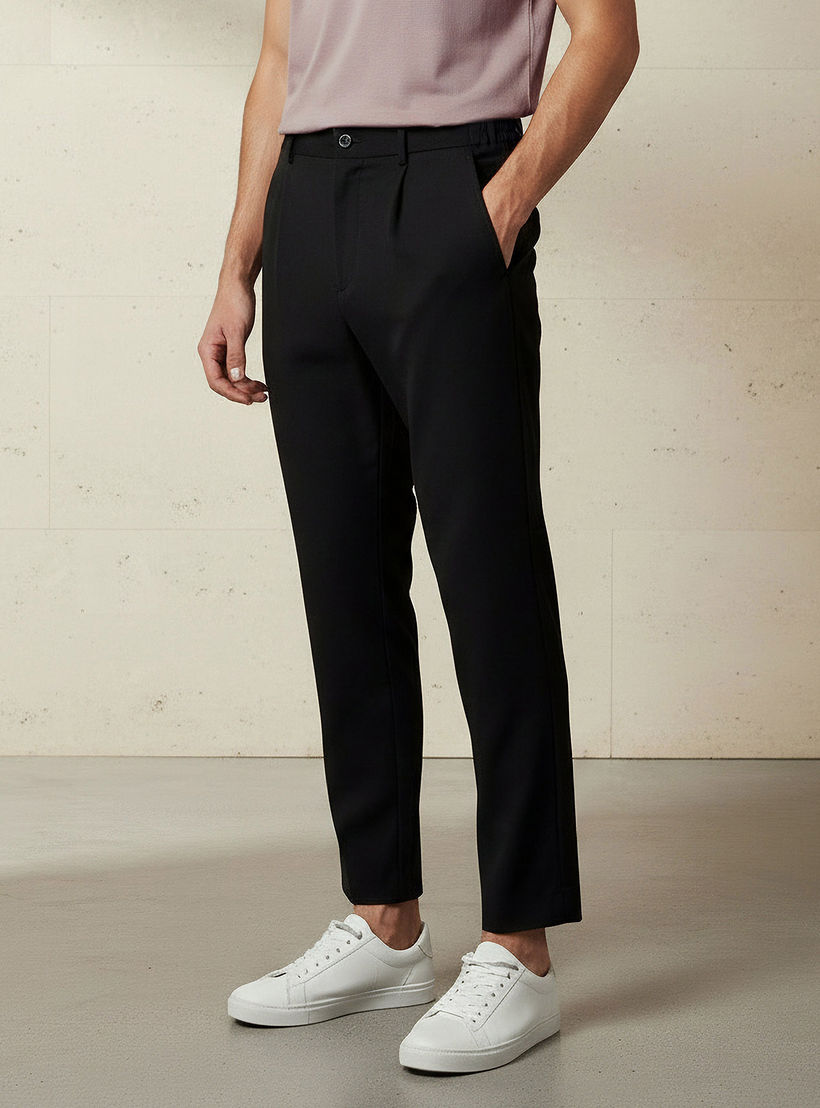 بنطلون بقصة عادية وكسرات للرجال من آيكونيك-men-clothing-bottoms-trousersandchinos-trousers-image-2