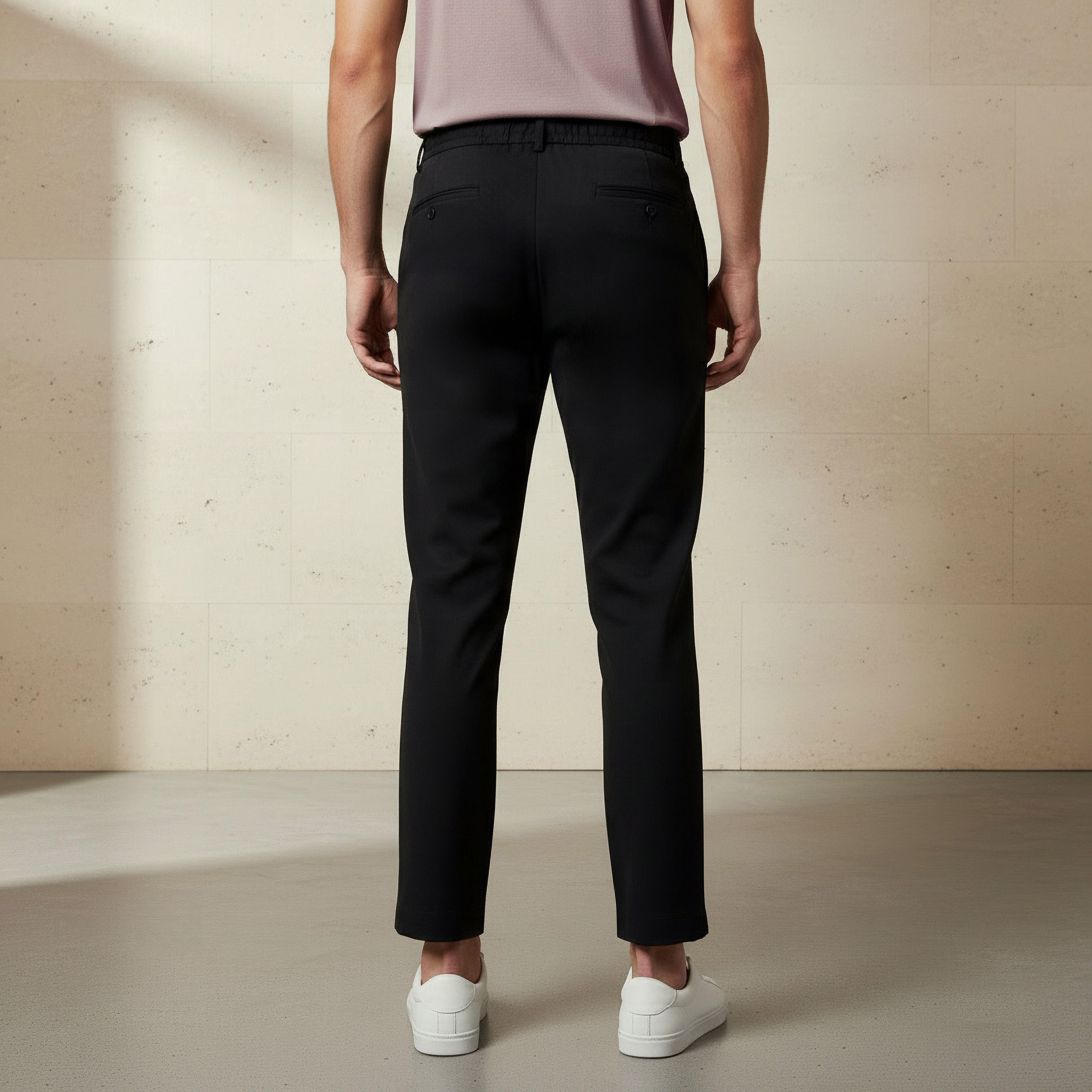 بنطلون بقصة عادية وكسرات للرجال من آيكونيك-men-clothing-bottoms-trousersandchinos-trousers-image-4