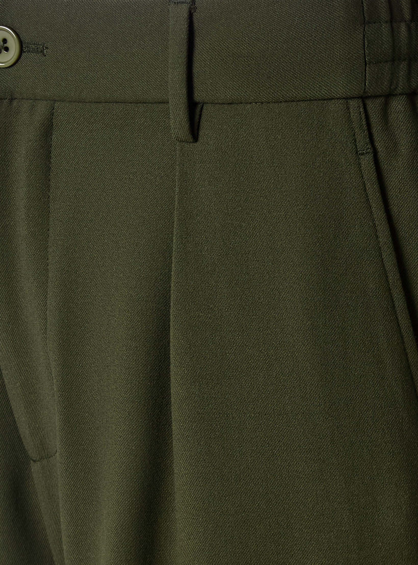 بنطلون بقصة عادية وكسرات للرجال من آيكونيك-men-clothing-bottoms-trousersandchinos-trousers-image-1