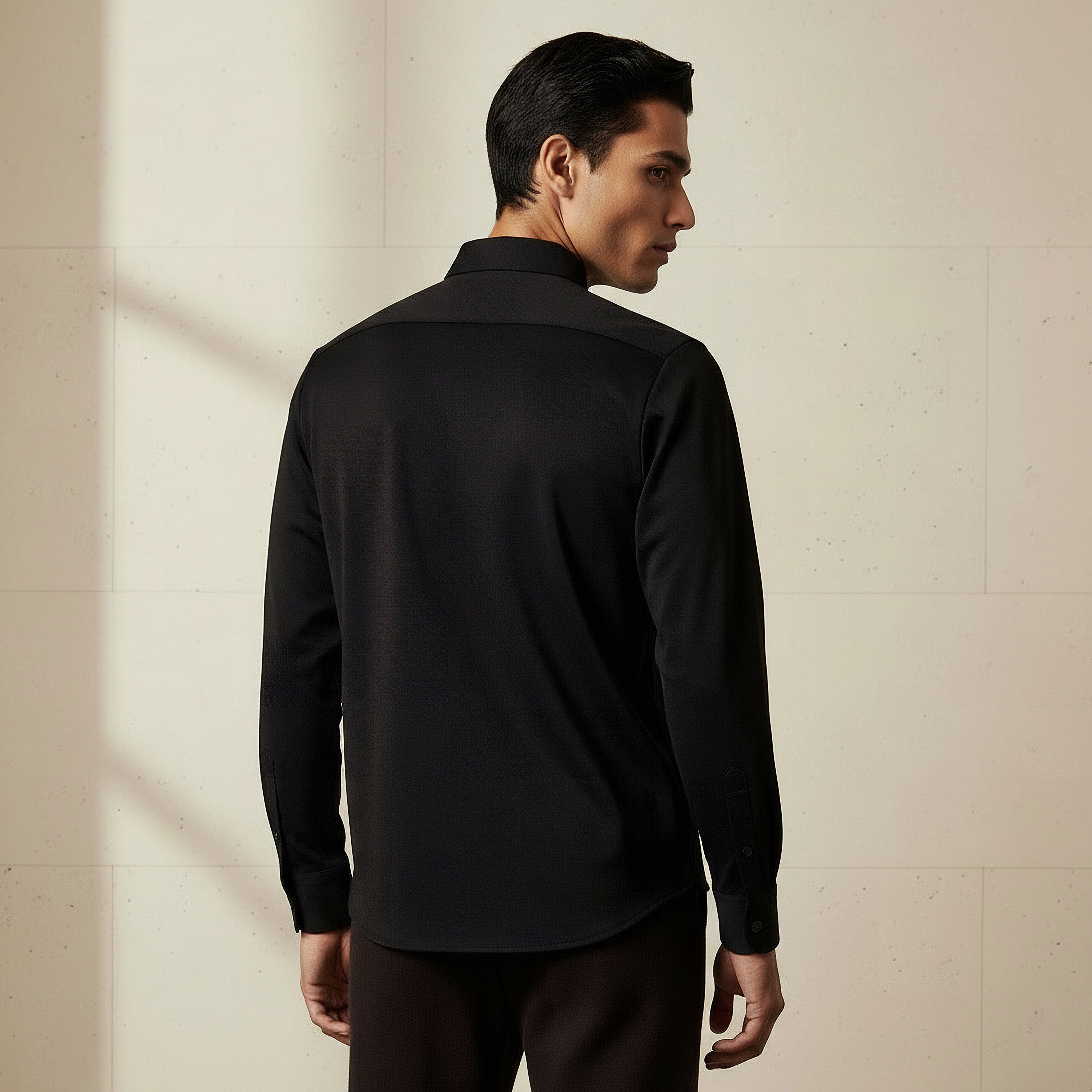 قميص دون خياطة بقصة سليم وياقة عادية وأكمام طويلة للرجال من آيكونيك-men-clothing-shirts-image-2