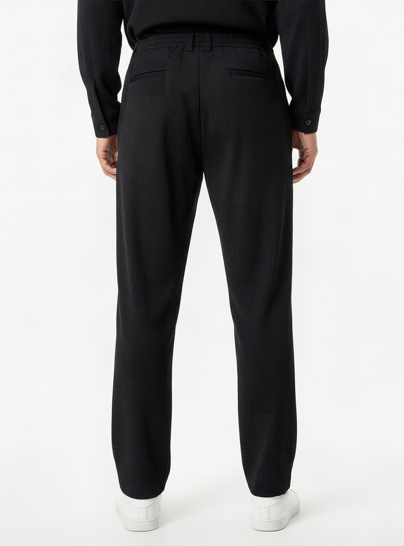 بنطلون كاجوال مجعد بقصة عادية للرجال من آيكونيك-men-clothing-bottoms-joggers-image-4