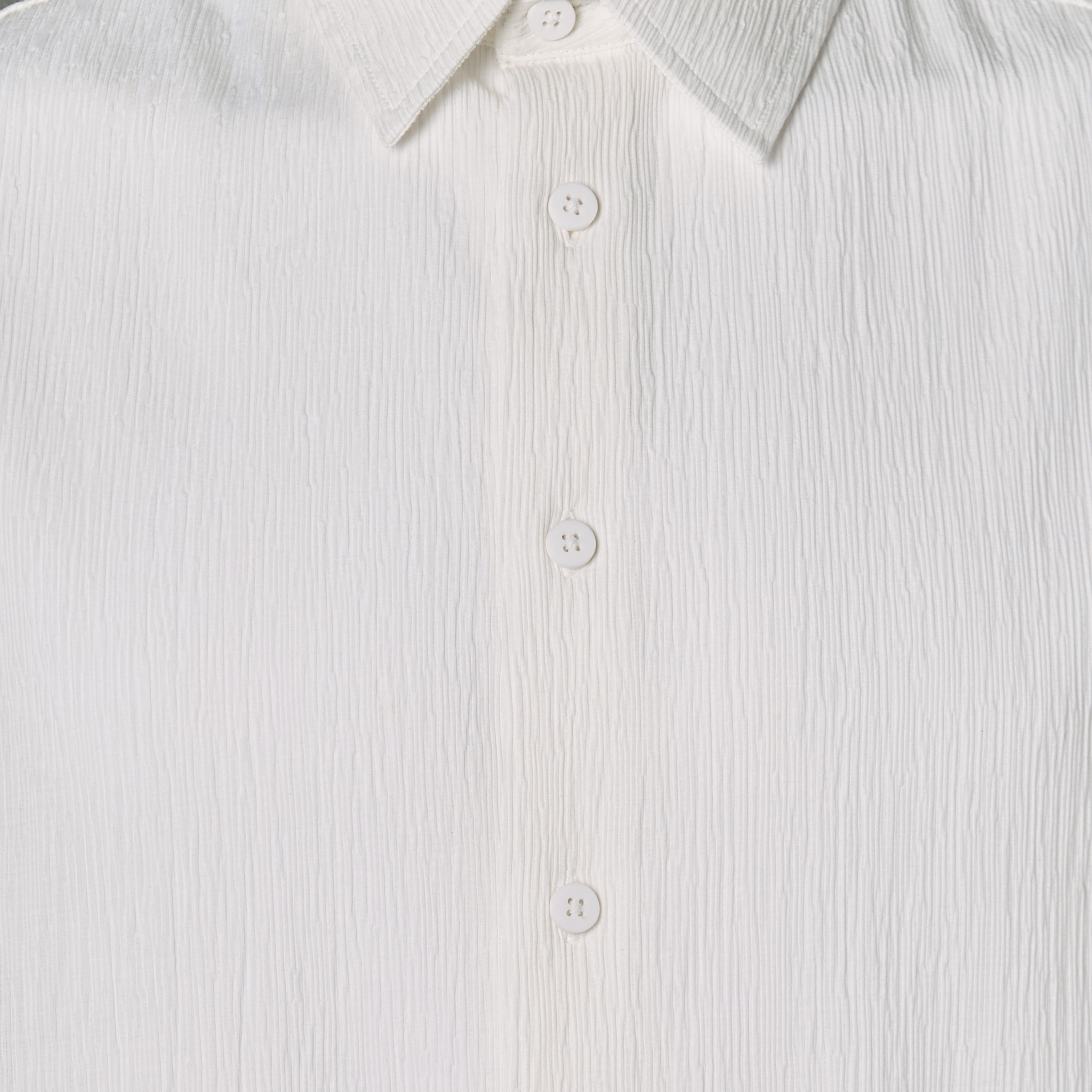 قميص مجعد بقصة عادية وأكمام قصيرة وياقة للرجال من آيكونيك-men-clothing-shirts-image-4