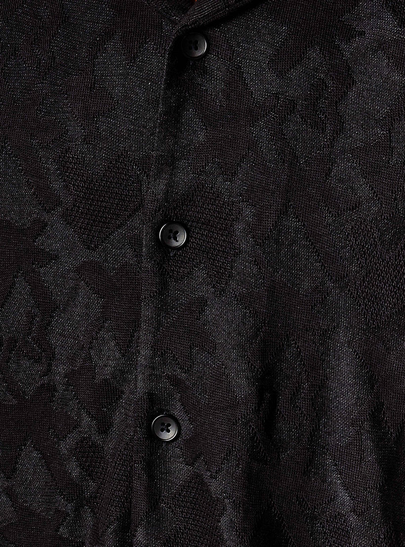 قميص بقصة عادية وياقة كامب وملمس بارز للرجال من آيكونيك-men-clothing-shirts-image-2