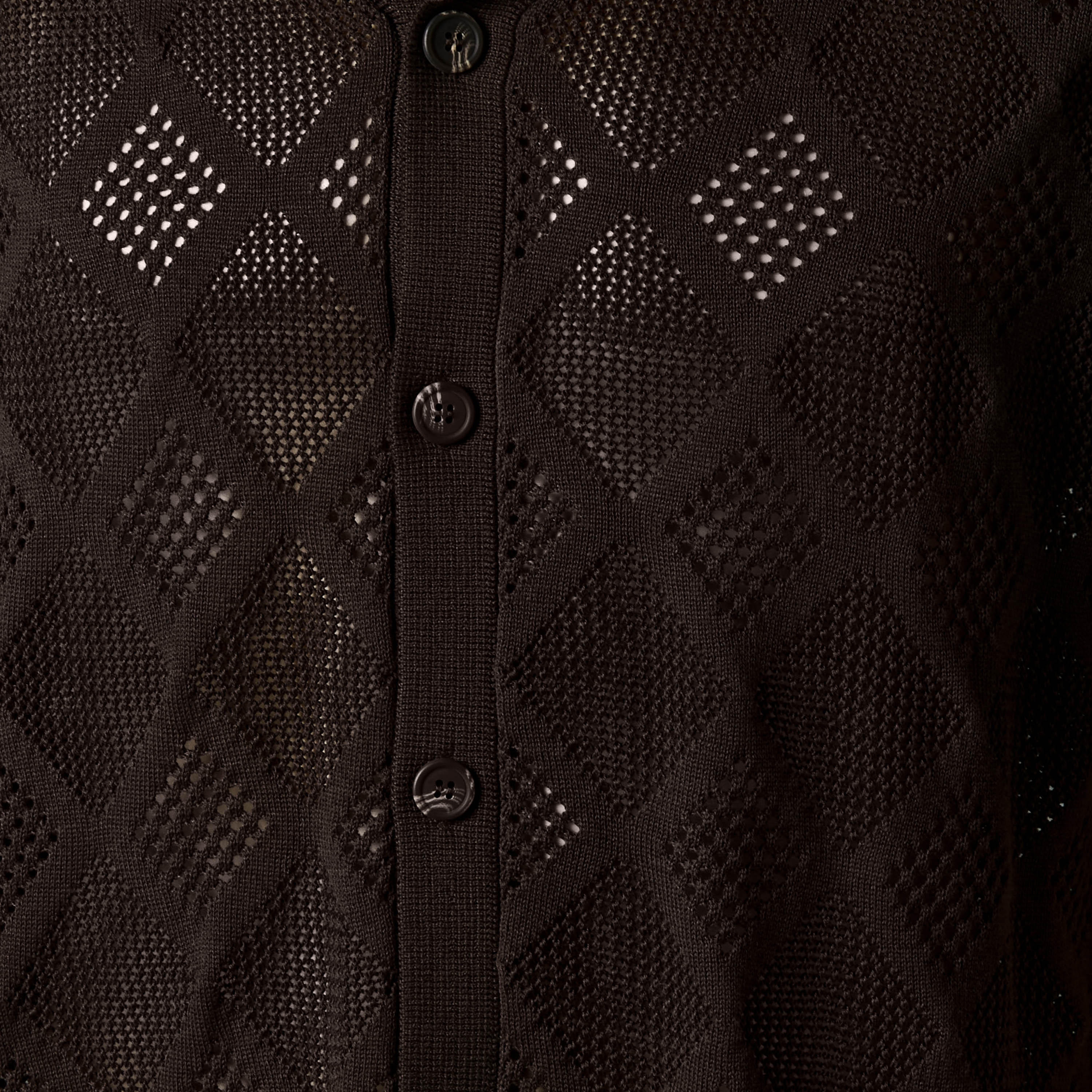 قميص بارز الملمس بقصة عادية وياقة عادية وأكمام قصيرة للرجال من آيكونك-men-clothing-shirts-image-3