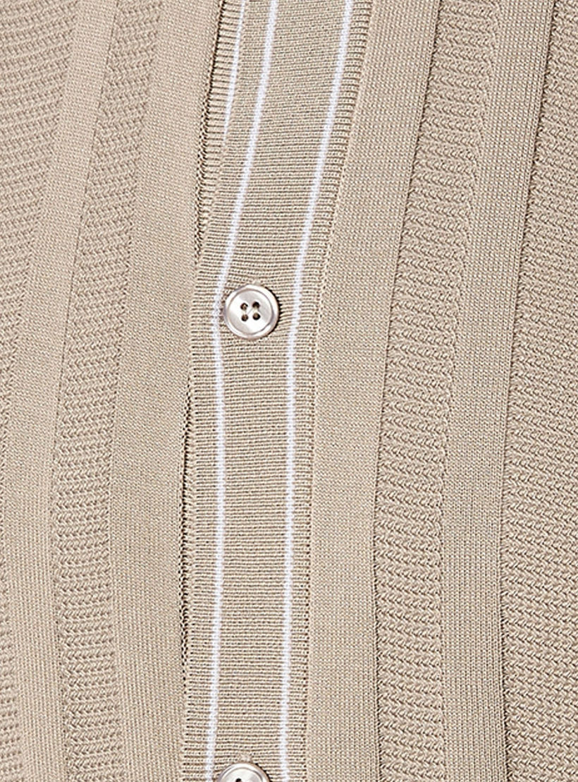 قميص بارز الملمس بقصة وياقة عادية وأكمام قصيرة من أيكونيك-men-clothing-shirts-image-2