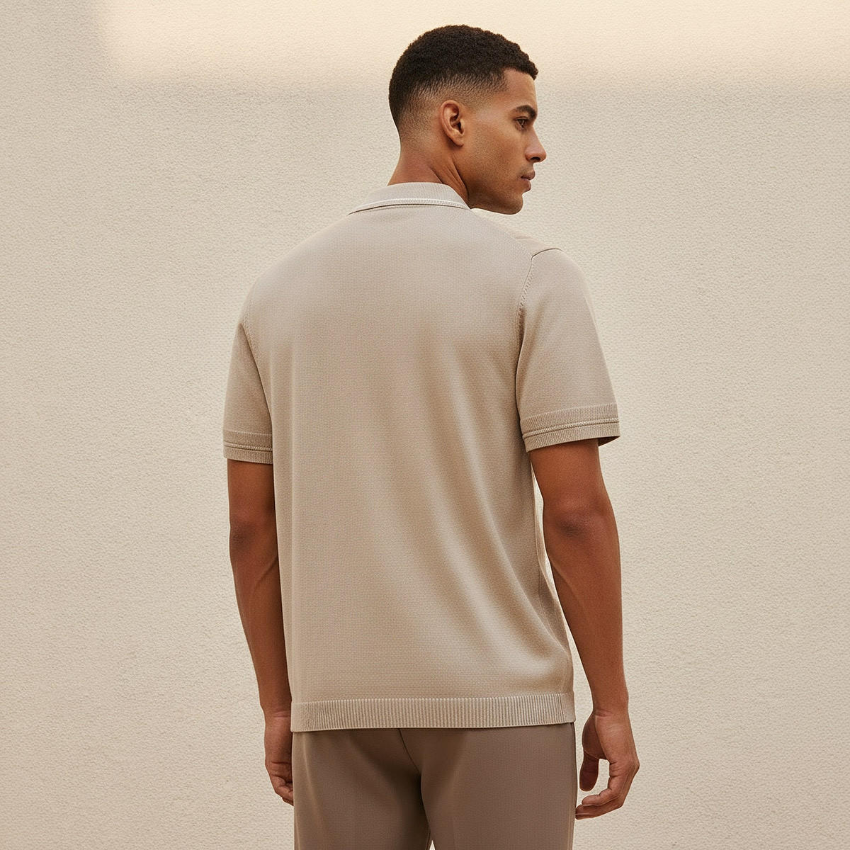قميص بارز الملمس بقصة وياقة عادية وأكمام قصيرة من أيكونيك-men-clothing-shirts-image-4