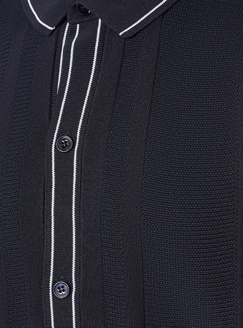 قميص بارز الملمس بقصة وياقة عادية وأكمام قصيرة من أيكونيك-men-clothing-shirts-image-2