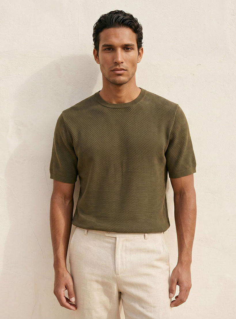 تيشيرت بياقة ضيقة وملمس بوبكورن بارز من سبلاش آيكونيك-men-clothing-tshirtsandpolos-tshirts-image-5