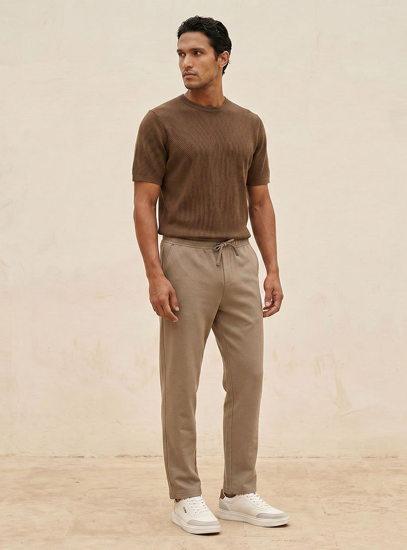 تيشيرت بياقة ضيقة وملمس بوبكورن بارز من سبلاش آيكونيك-men-clothing-tshirtsandpolos-tshirts-image-3