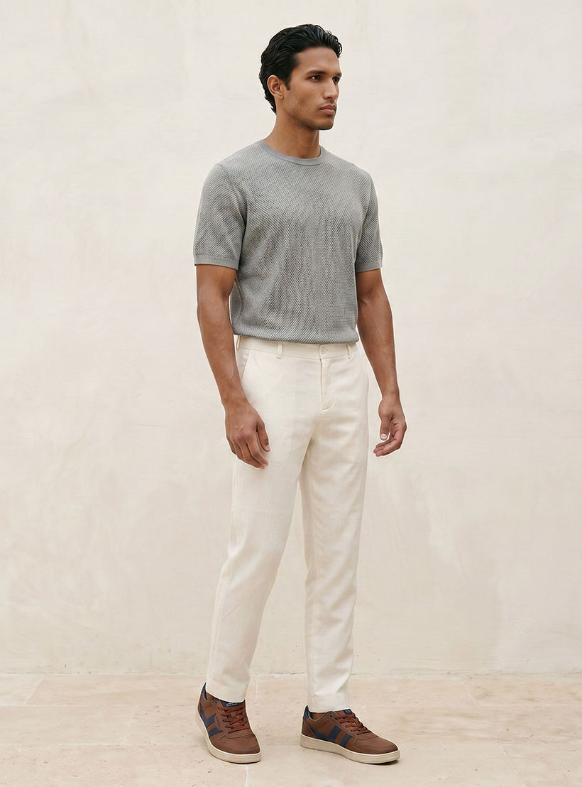 تيشيرت بياقة ضيقة وملمس بوبكورن بارز من سبلاش آيكونيك-men-clothing-tshirtsandpolos-tshirts-image-3