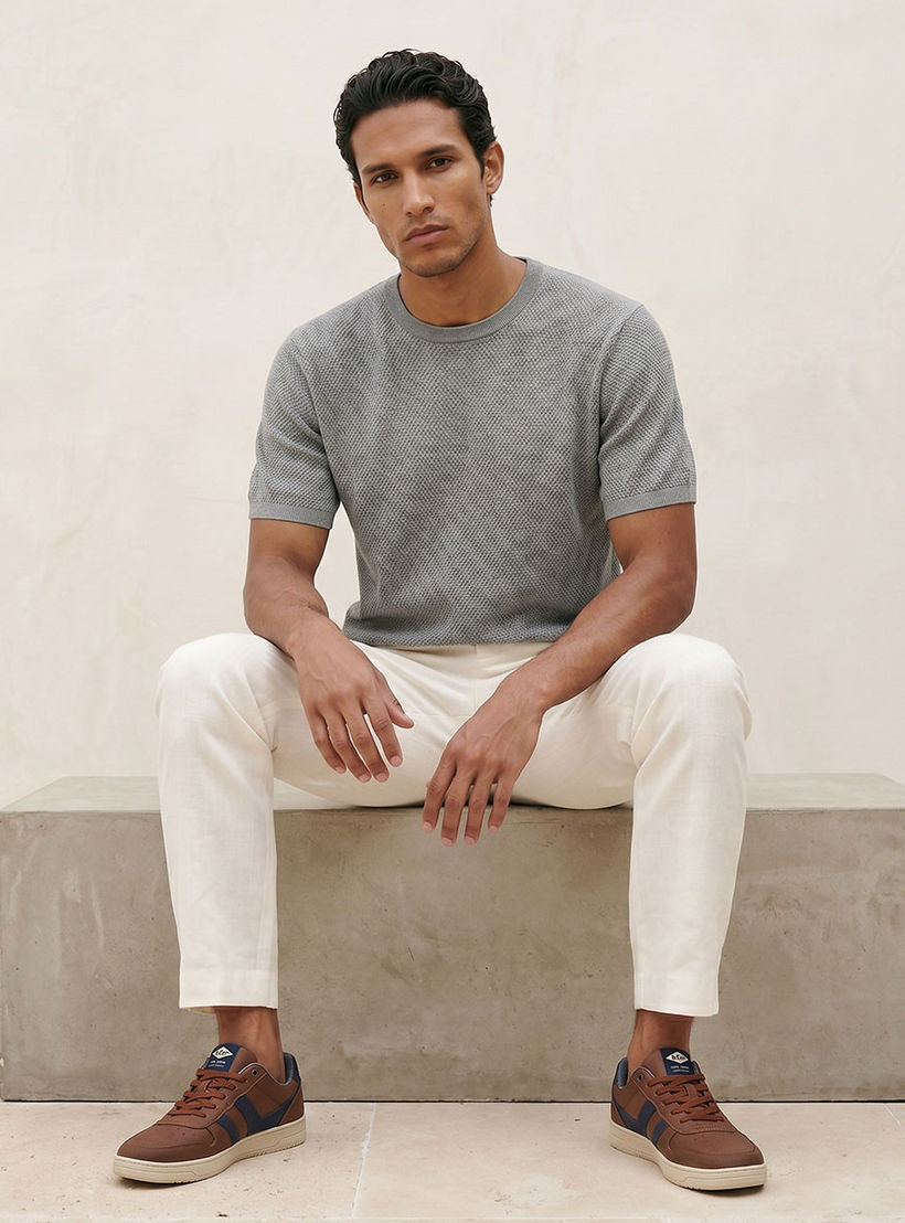 تيشيرت بياقة ضيقة وملمس بوبكورن بارز من سبلاش آيكونيك-men-clothing-tshirtsandpolos-tshirts-image-5