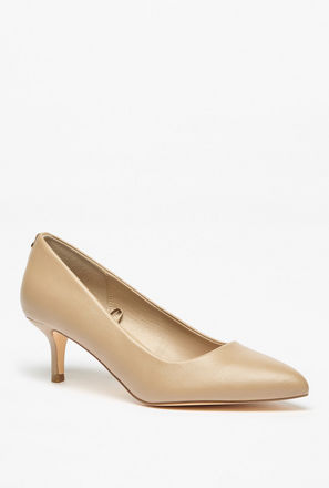 حذاء كلاسيكي سهل الارتداء بارز الملمس بكعب صغير من فلورا بيلا-women-shoes-heels-image-1