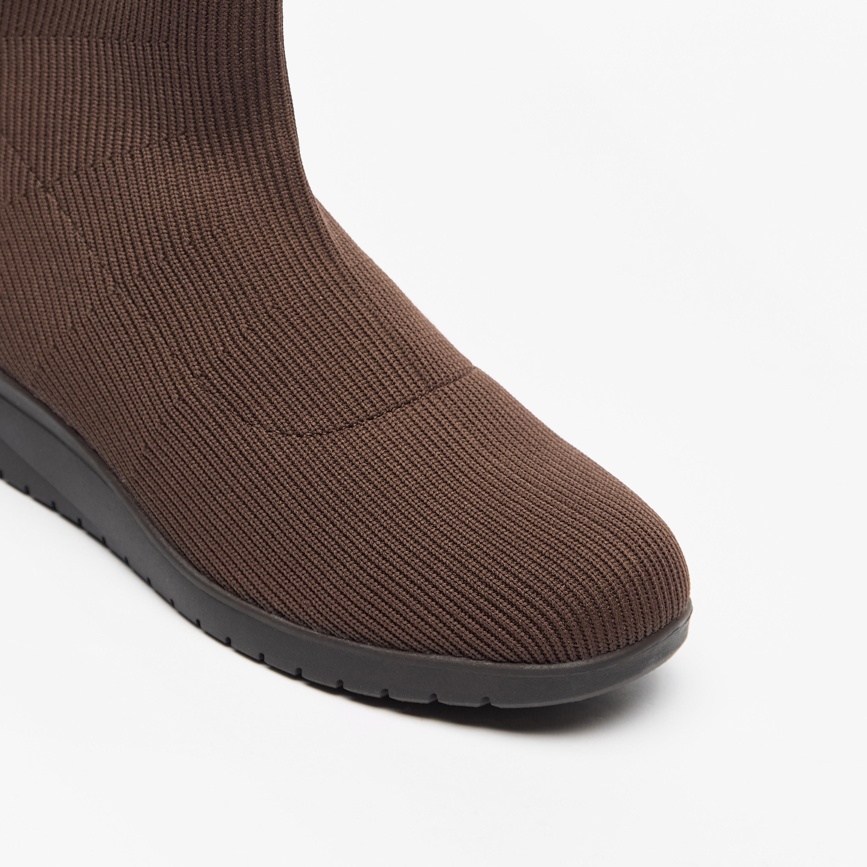 بوت بارز الملمس وسهل الارتداء للكاحل من لو كونفورت-women-shoes-boots-image-5