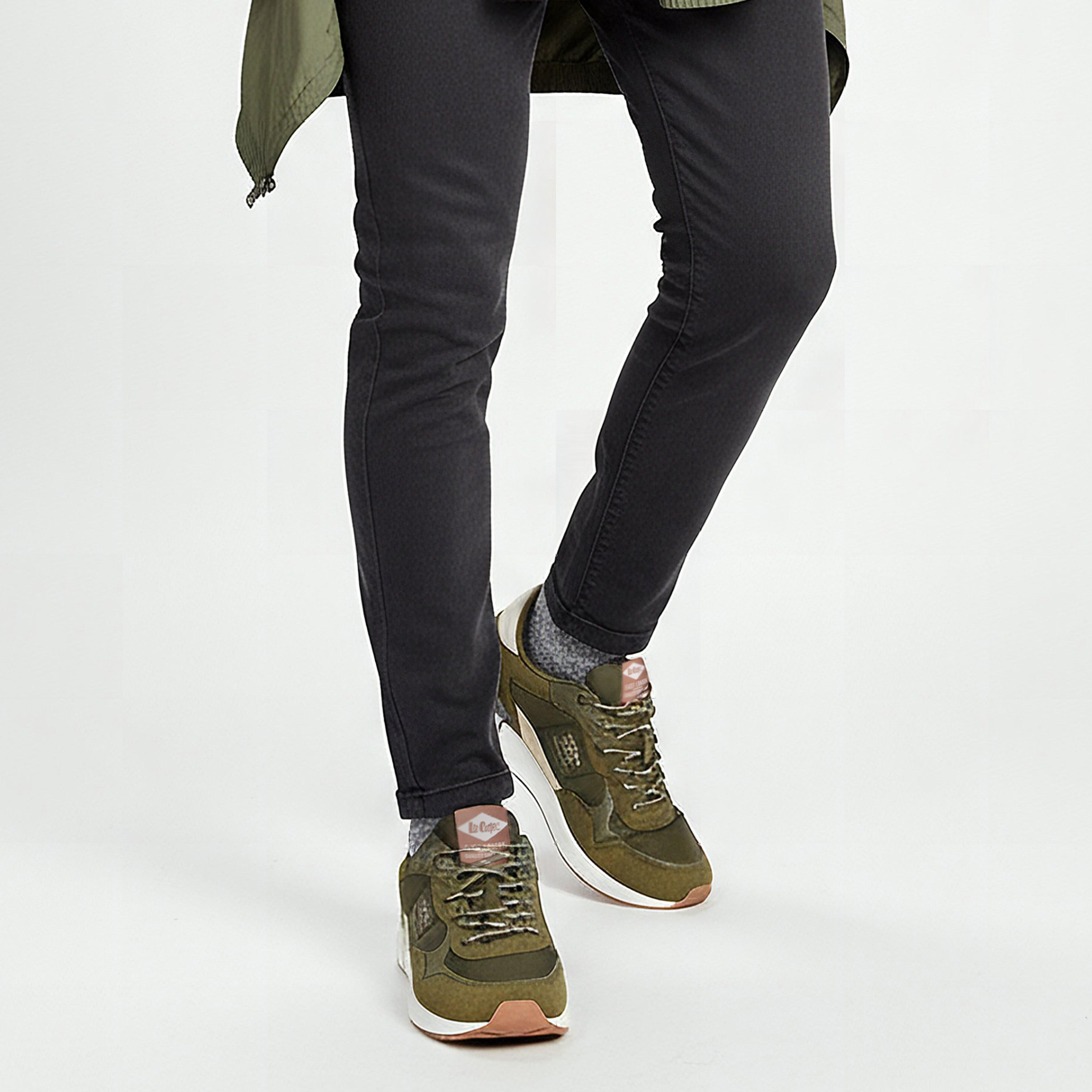 Lee Cooper Men's Colourblock Sneakers with Lace-Up Closure-men-shoes-sneakers-image-3