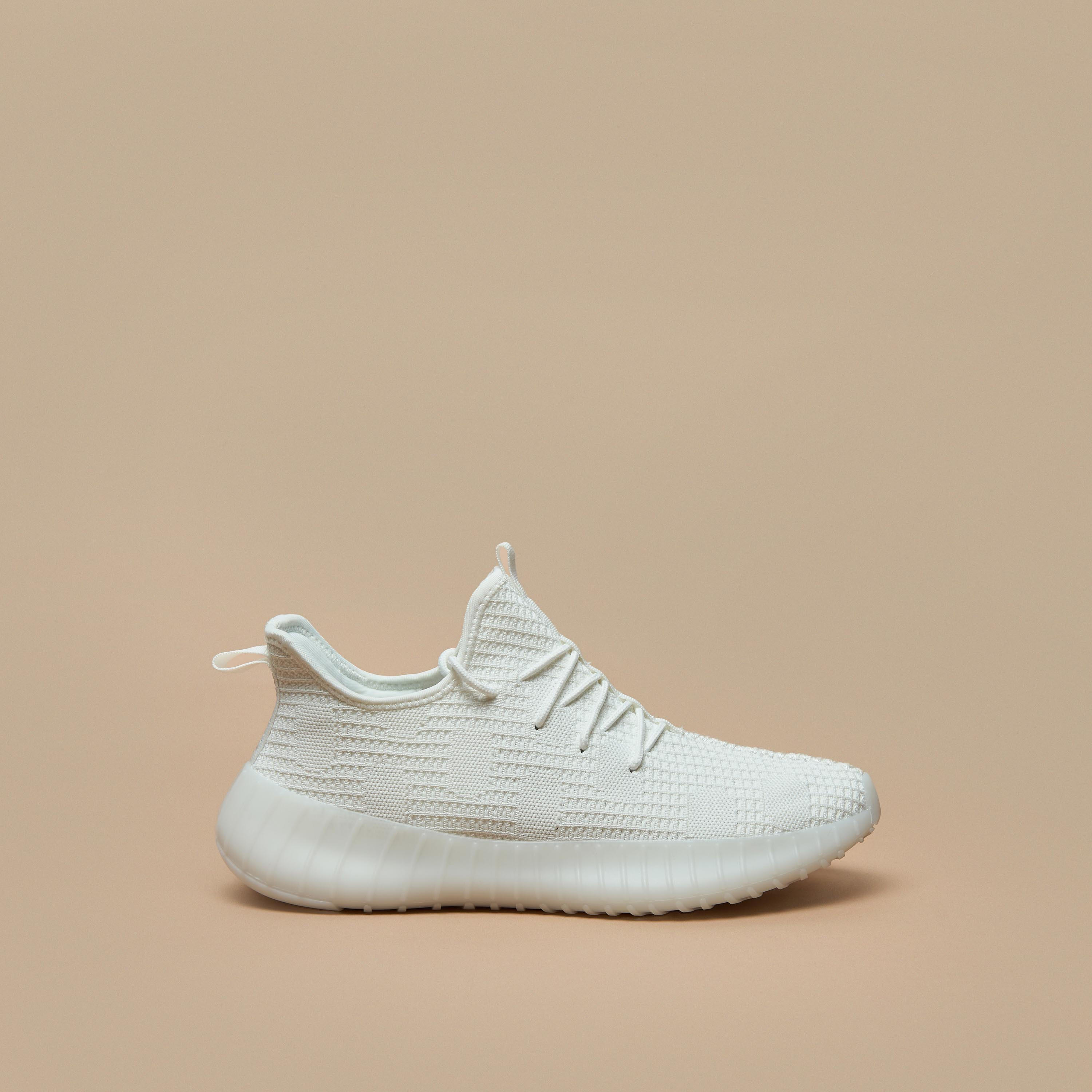 حذاء رياضي بارز الملمس برباط إغلاق من أوكلان من شو إكسبريس-sports-men-shoes-image-18