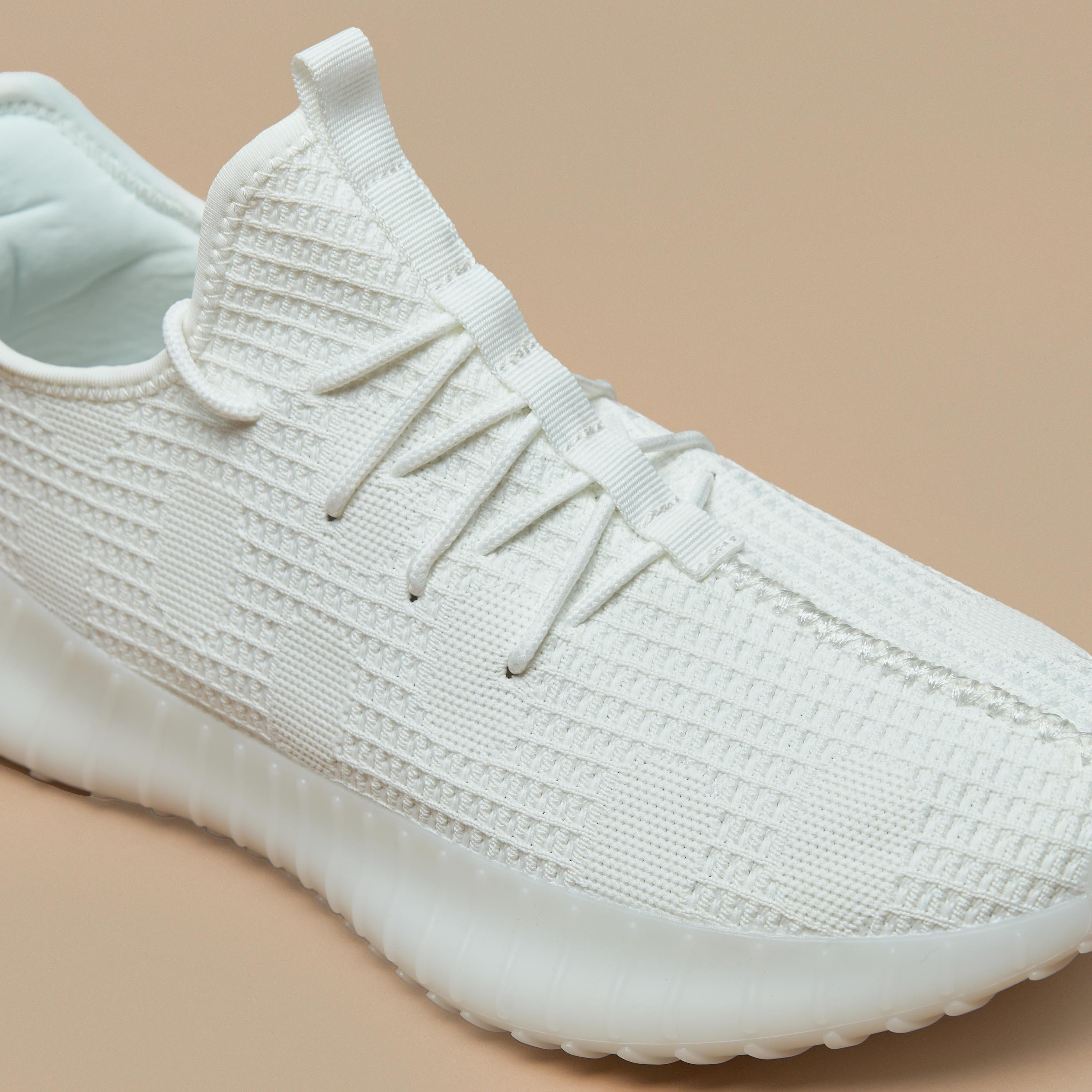 حذاء رياضي بارز الملمس برباط إغلاق من أوكلان من شو إكسبريس-sports-men-shoes-image-20