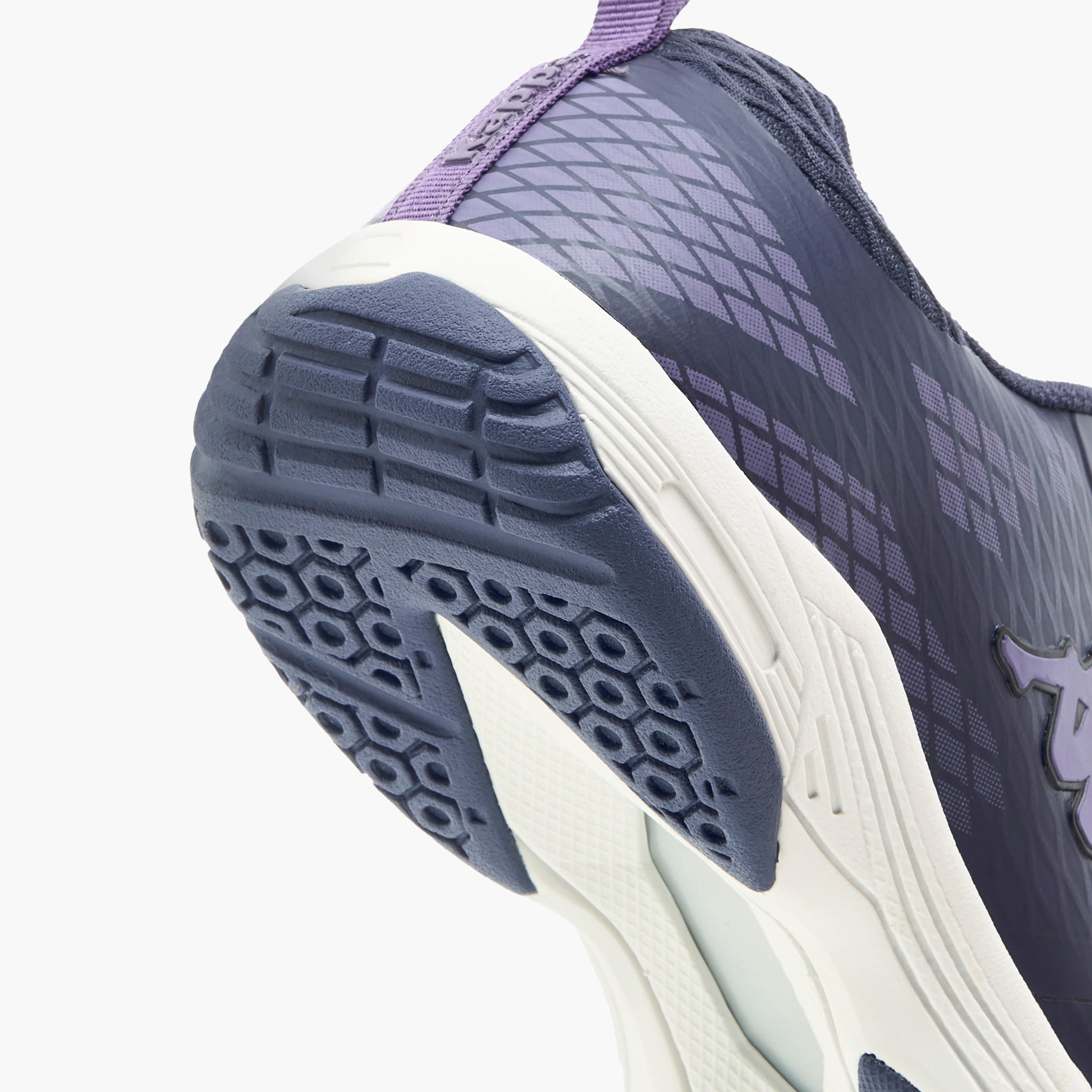 حذاء رياضي بطبعات شعار ورباط إغلاق للنساء من كابا-women-shoes-sneakers-image-5