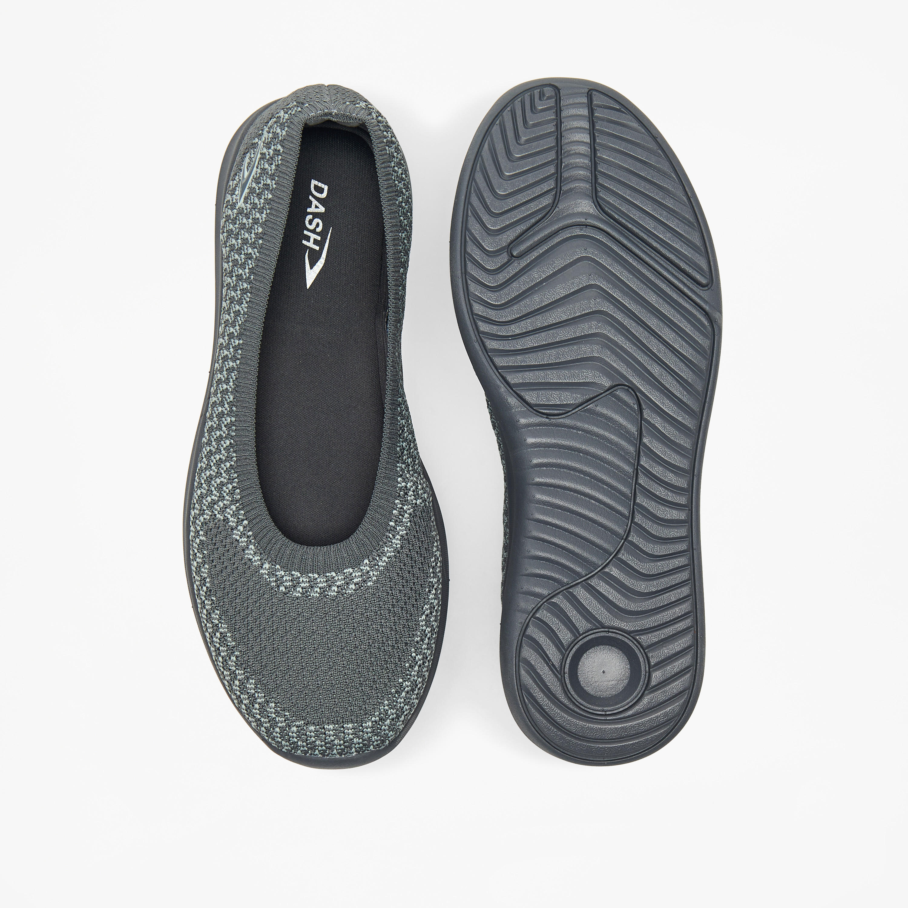 حذاء رياضي بارز الملمس وسهل الارتداء من داش-women-shoes-sneakers-image-14