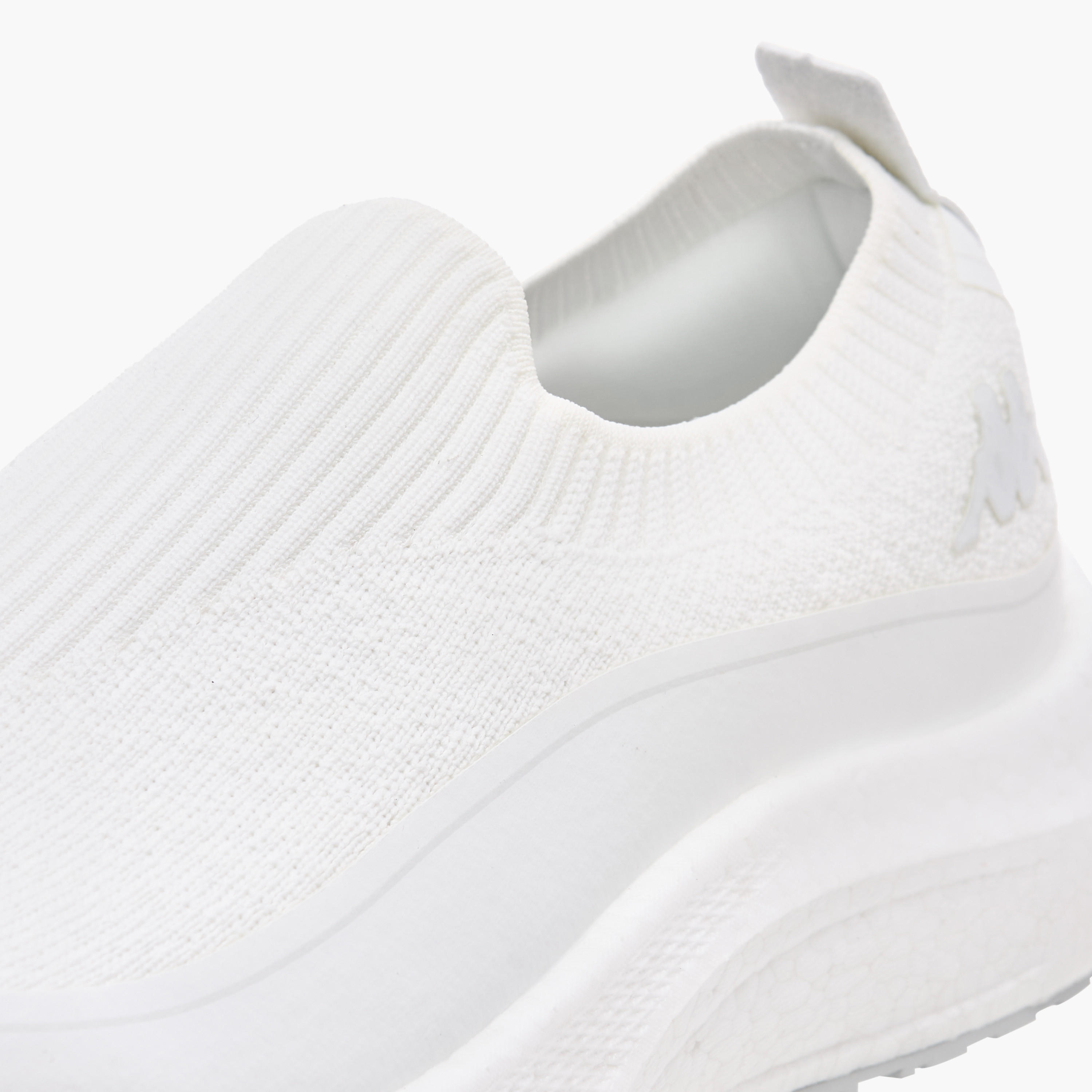 حذاء رياضي بارز الملمس سهل الارتداء بألسنة سحب للرجال من كابا-sports-men-shoes-image-9