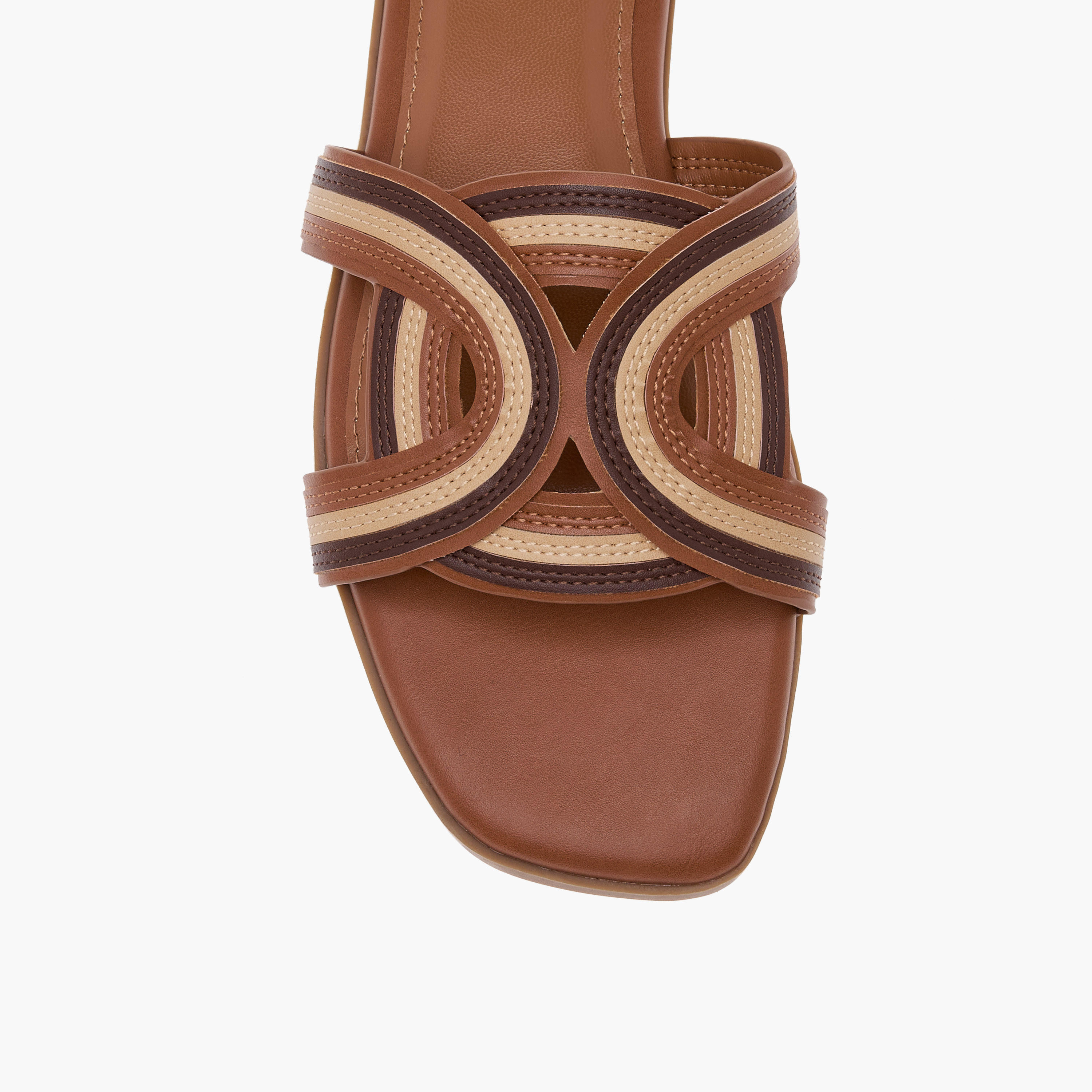 صندل سهل الارتداء بتفاصيل درزات للنساء من سيليست-women-shoes-flats-sandals-image-4