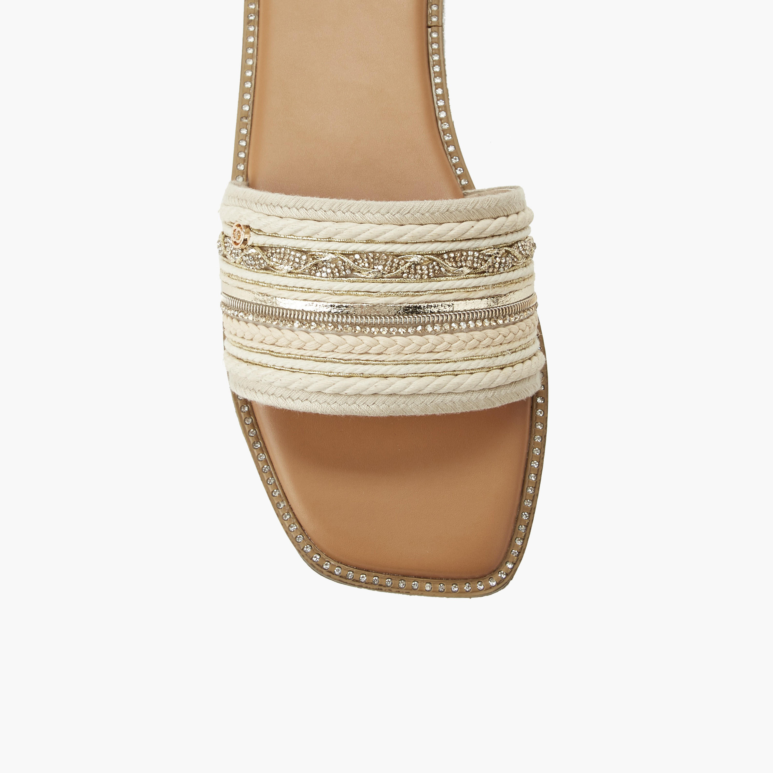 صنادل سهل الارتداء للنساء من سيليست-women-shoes-flats-sandals-image-4
