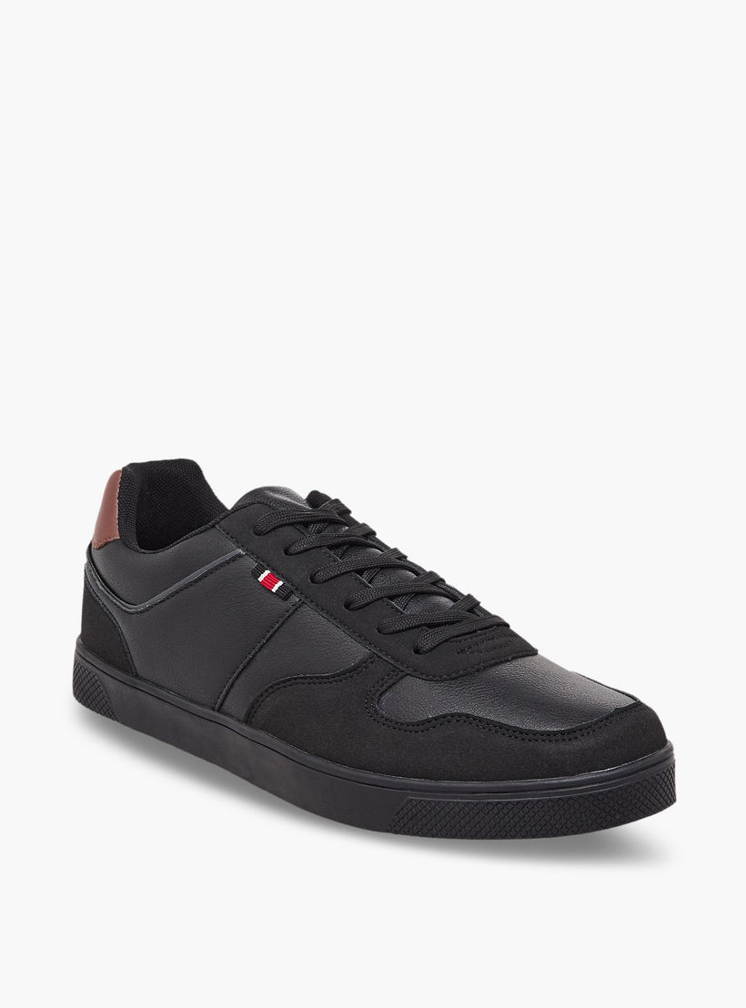 حذاء سنيكرز بطول الكاحل ورباط إإلاق للرجال من إل بي إل من شو إكسبريس-men-shoes-sneakers-image-2
