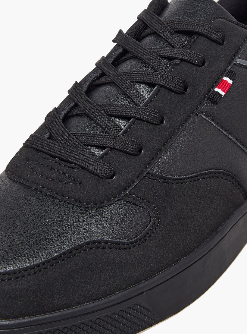 حذاء سنيكرز بطول الكاحل ورباط إإلاق للرجال من إل بي إل من شو إكسبريس-men-shoes-sneakers-image-7