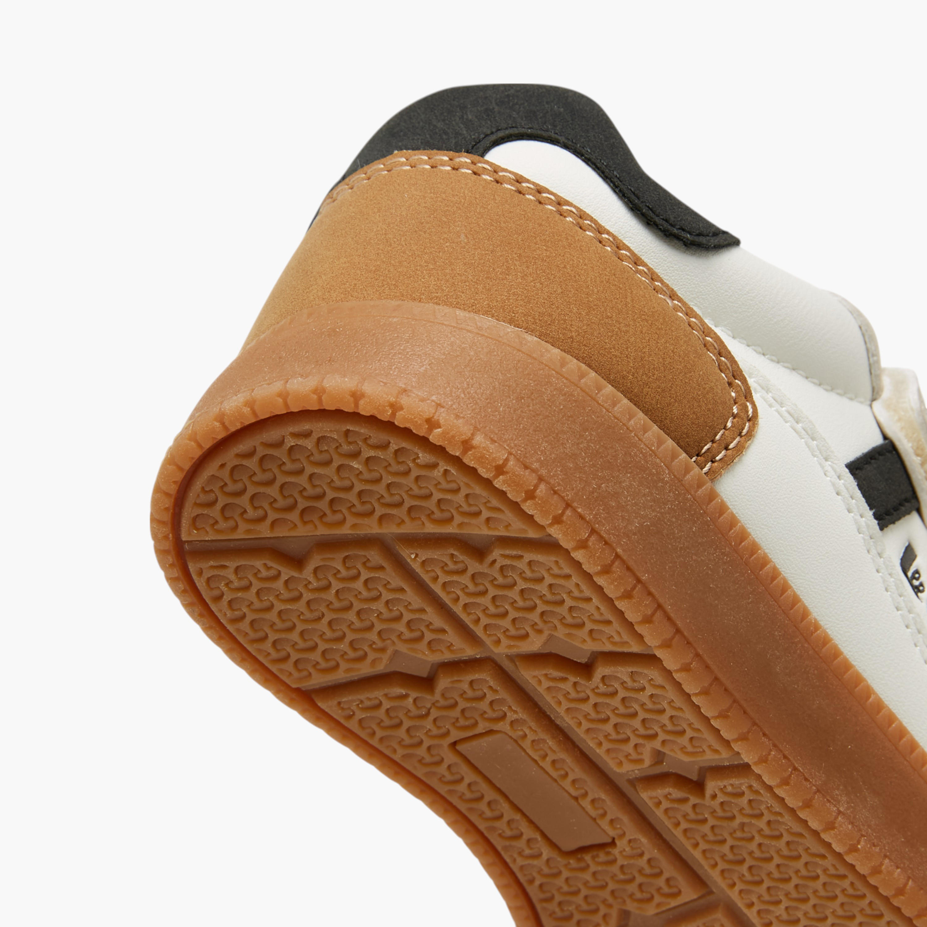 Lee Cooper Boys' Panelled Sneakers with Hook and Loop Closure-boys-shoes-sneakers-image-5