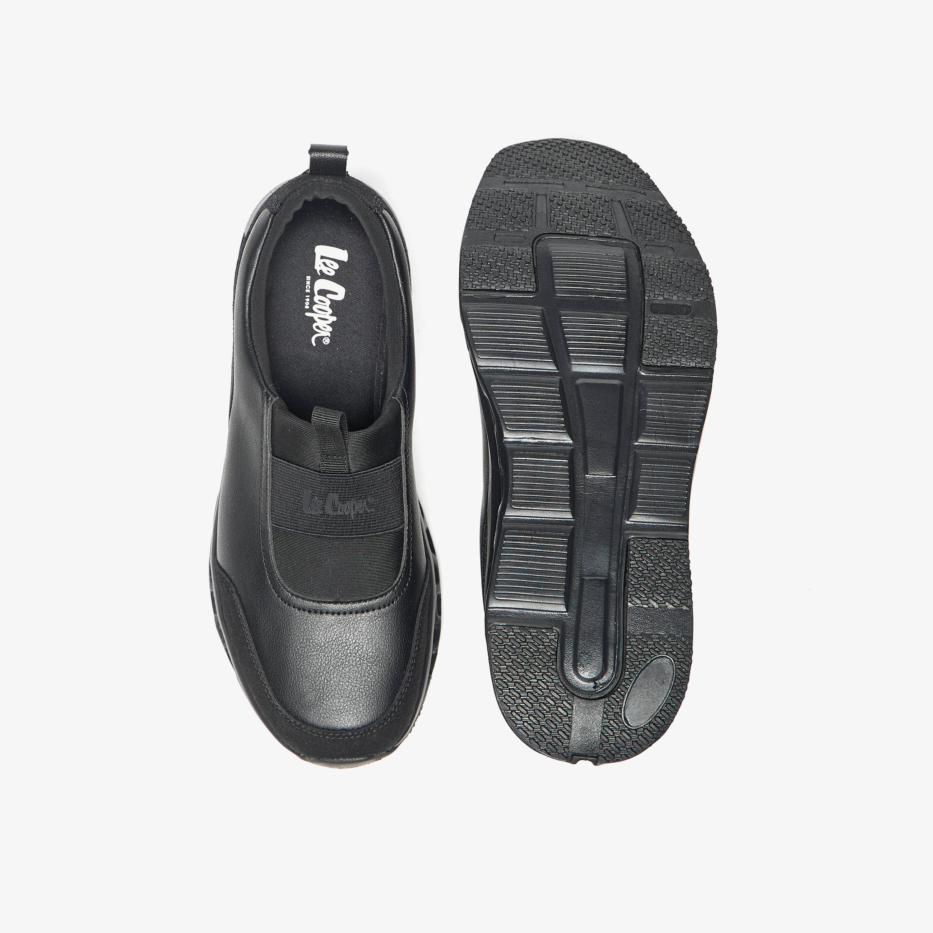 حذاء سنيكرز بلون واحد سهل الارتداء بكاحل منخفض للنساء من لي كوبر-women-shoes-sneakers-image-4