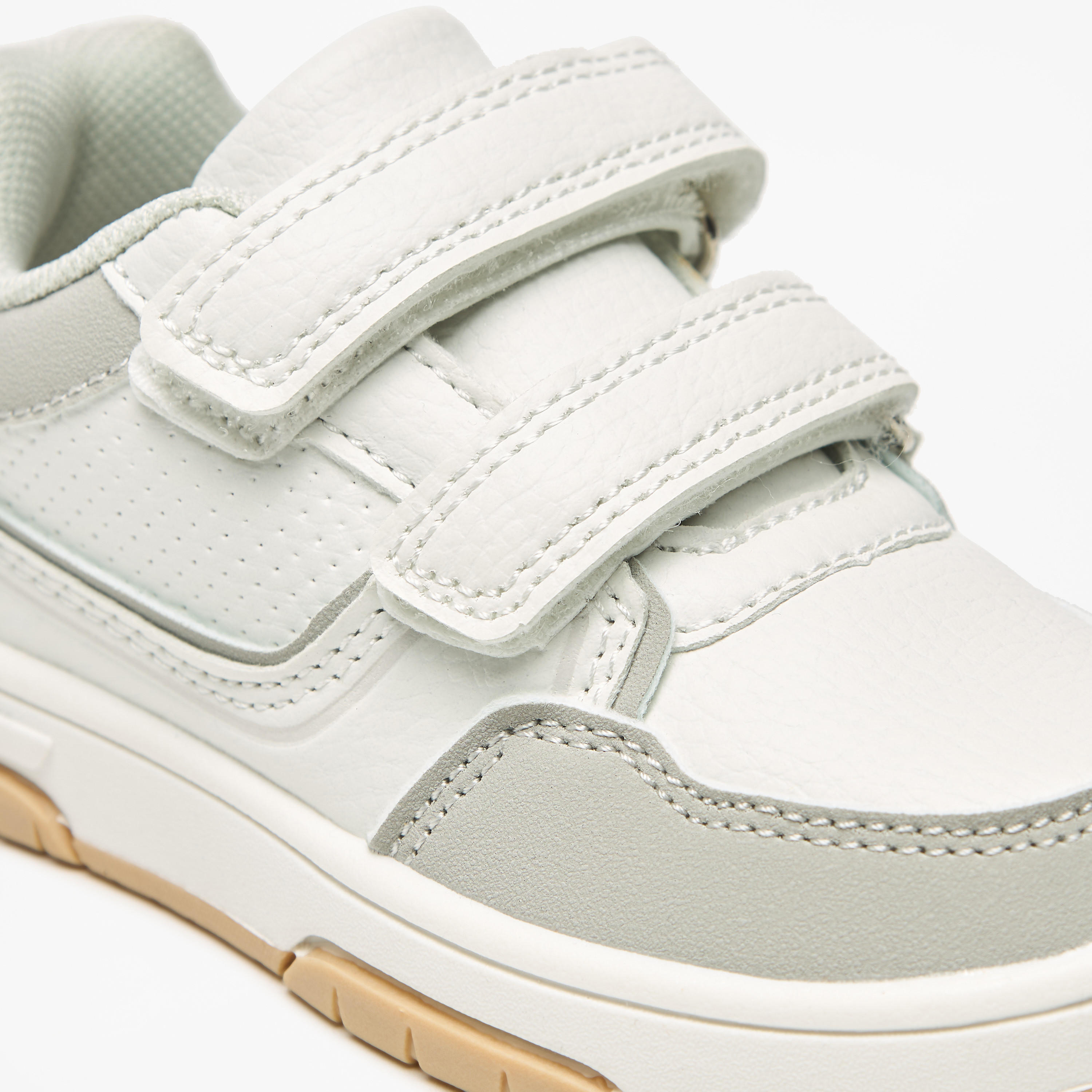 حذاء سنيكرز بشريط إغلاق لاصق وقوالب ملونة من جونيورز-boys-shoes-sneakers-image-5
