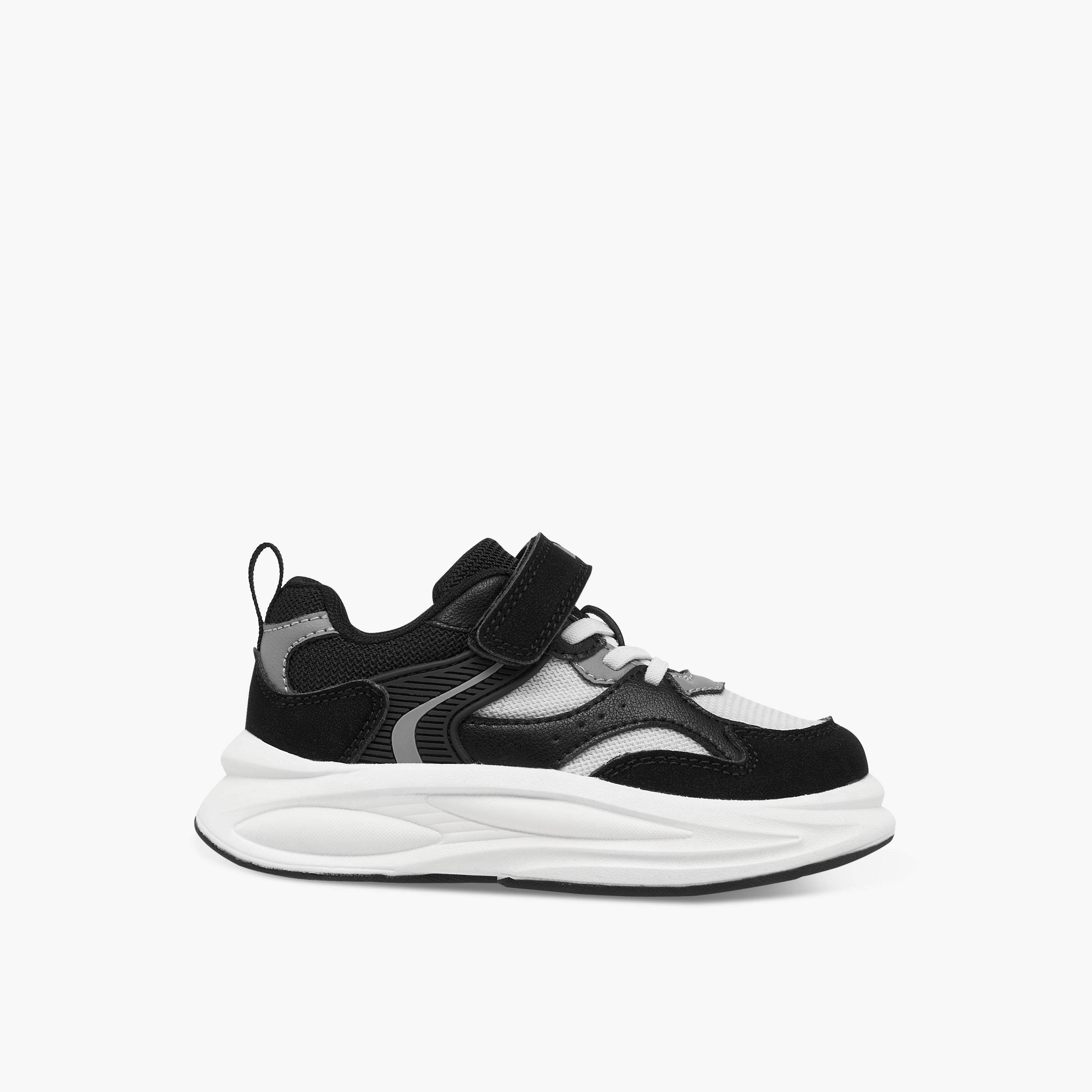 حذاء سنيكرز بألواح وشريط إغلاق لاصق للأولاد من لي كوبر-boys-shoes-sneakers-image-3