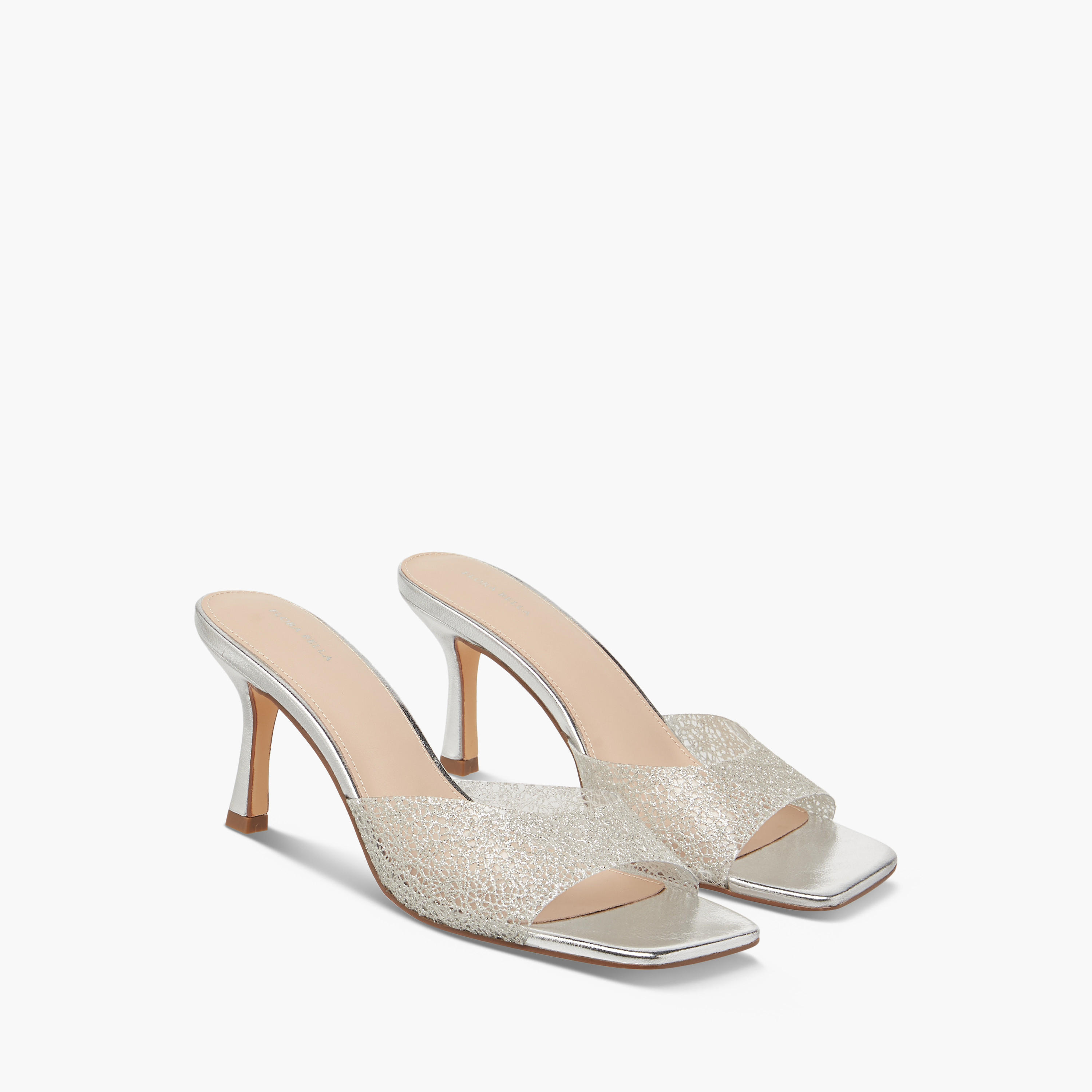 صندل سهل الارتداء بارز الملمس بكعب ستيليتو من فلورا بيلا-women-shoes-sandals-heeled-image-1