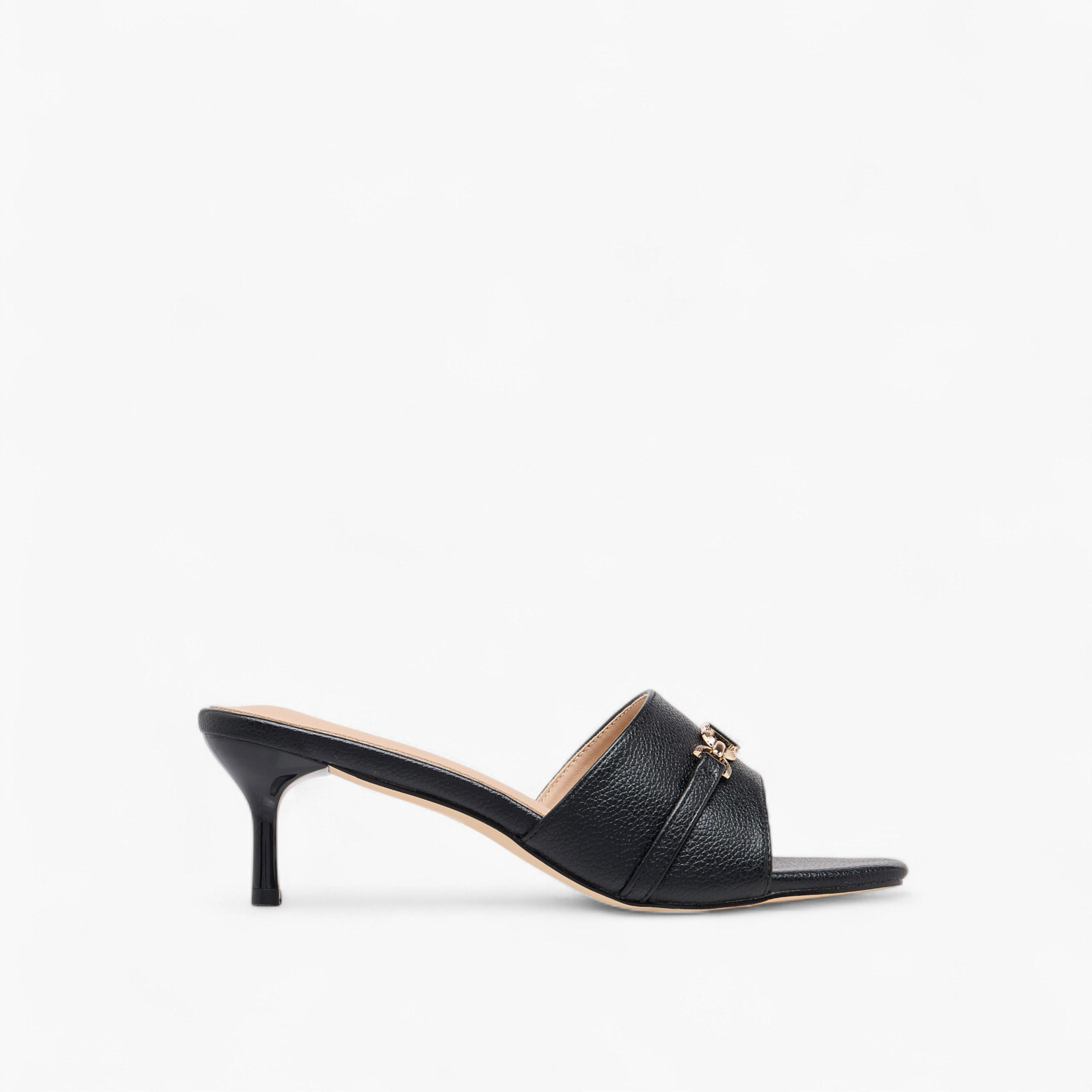 صندل سهل الارتداء بكعب ستيليتو وزينة معدن من فلورا بيلا-women-shoes-sandals-heeled-image-2