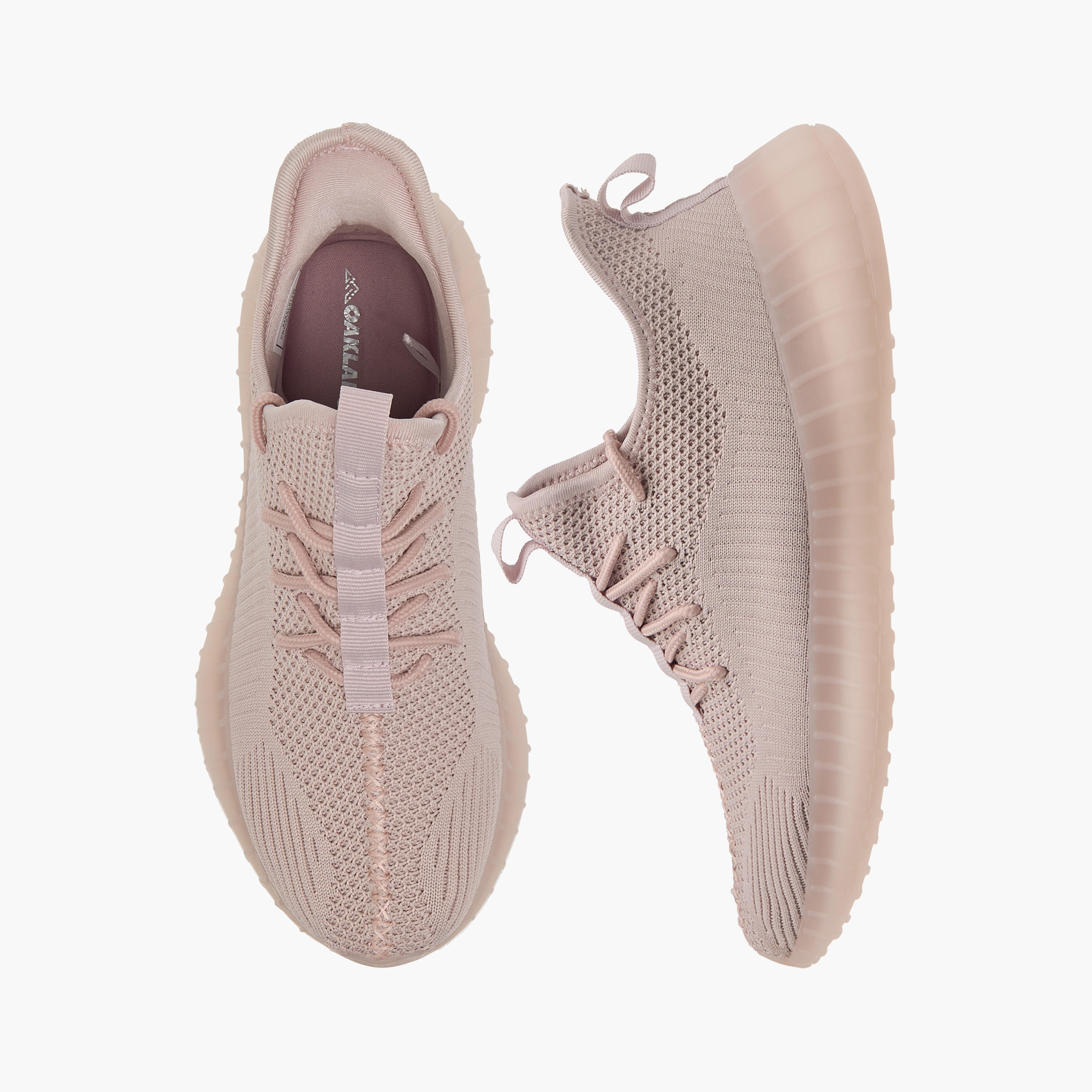 حذاء رياضي بارز الملمس برباط إغلاق من أوكلان من شو إكسبريس-women-shoes-sneakers-image-1