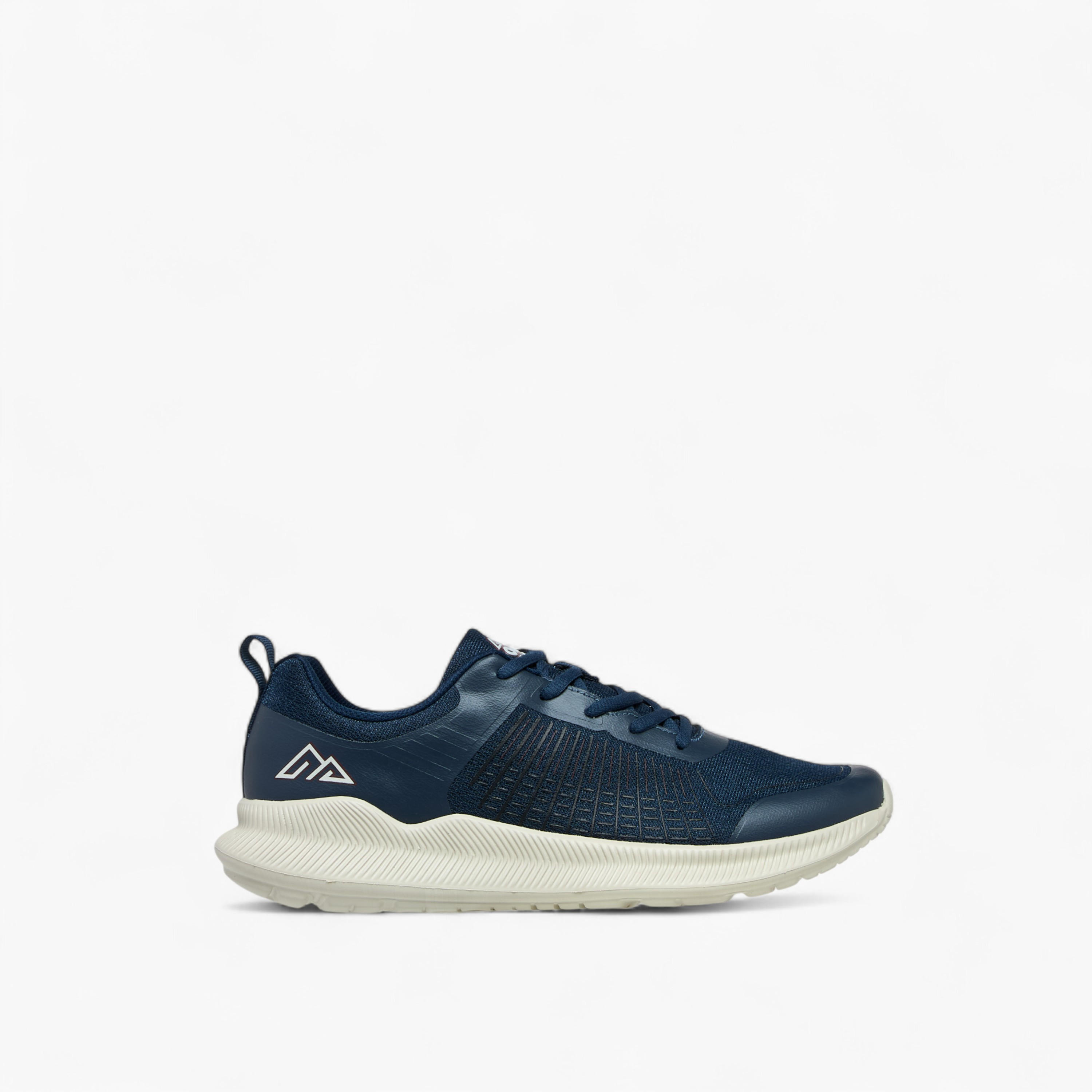 حذاء رياضي بألواح ورباط إغلاق مع لسان سحب من أوكلان من شو إكسبريس-sports-men-shoes-image-3