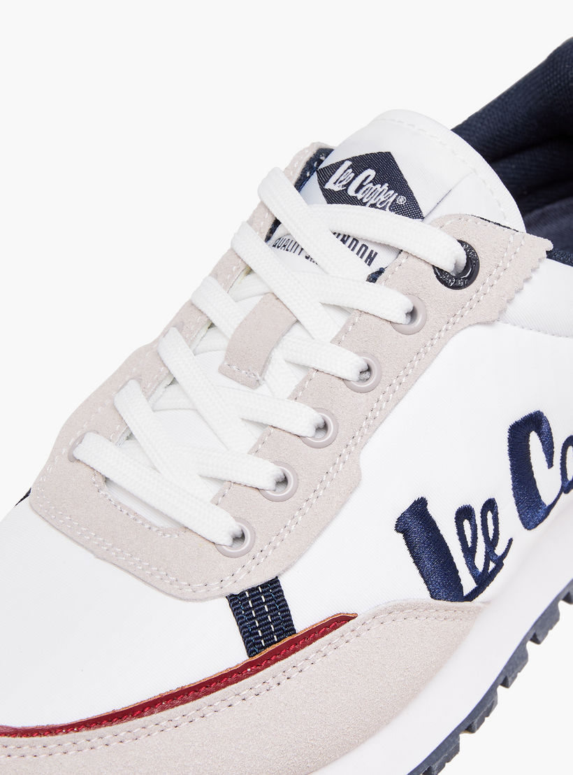 حذاء سنيكرز برباط إغلاق وشعار للنساء من لي كوبر-women-shoes-sneakers-image-5