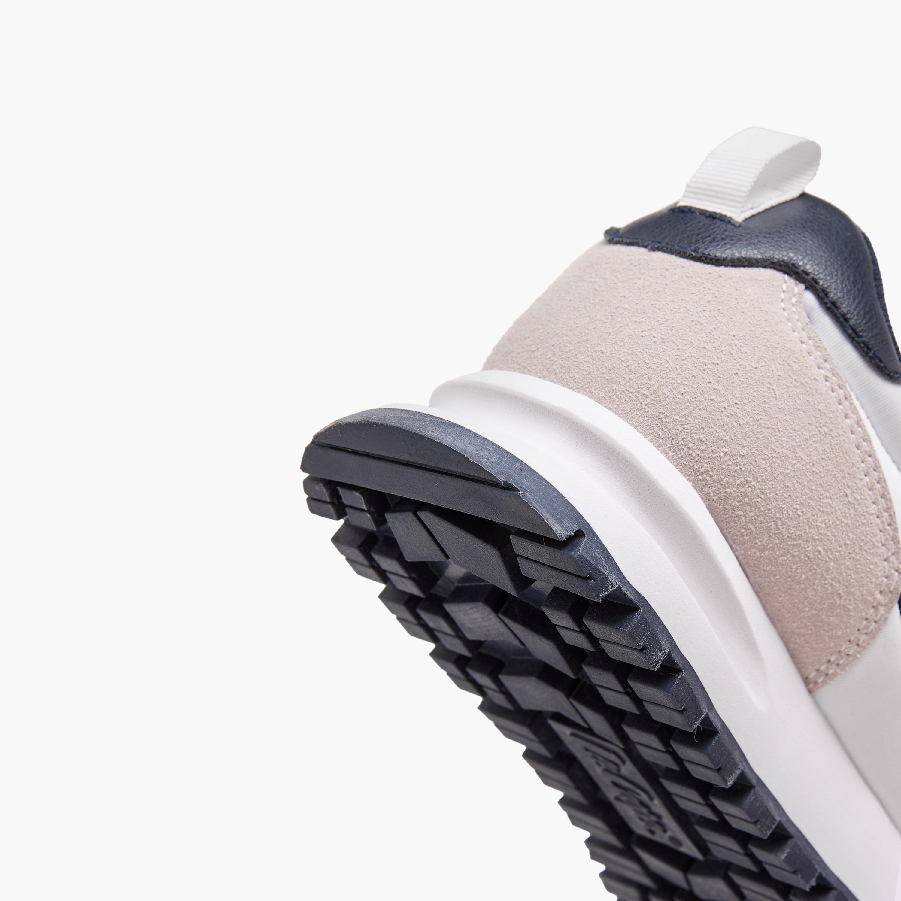 حذاء سنيكرز برباط إغلاق وشعار للنساء من لي كوبر-women-shoes-sneakers-image-6