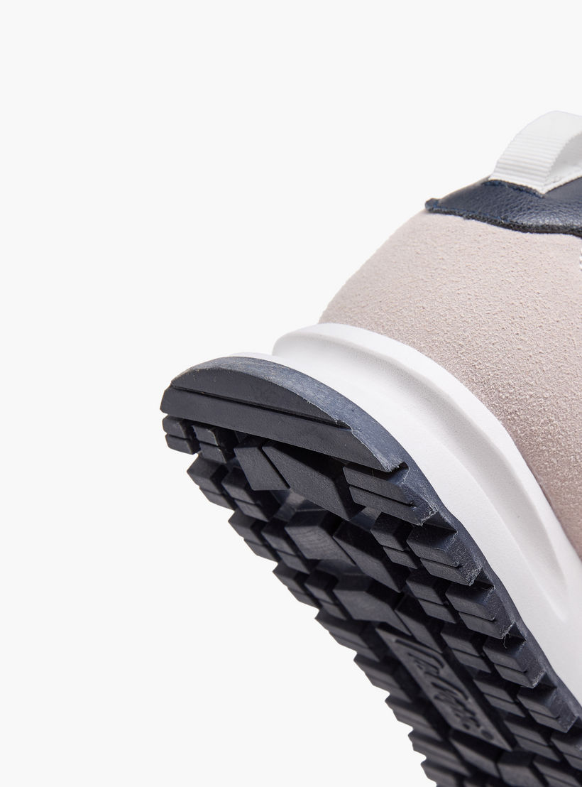 حذاء سنيكرز برباط إغلاق وشعار للنساء من لي كوبر-women-shoes-sneakers-image-6