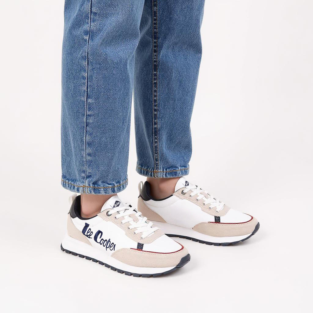 حذاء سنيكرز برباط إغلاق وشعار للنساء من لي كوبر-women-shoes-sneakers-image-2