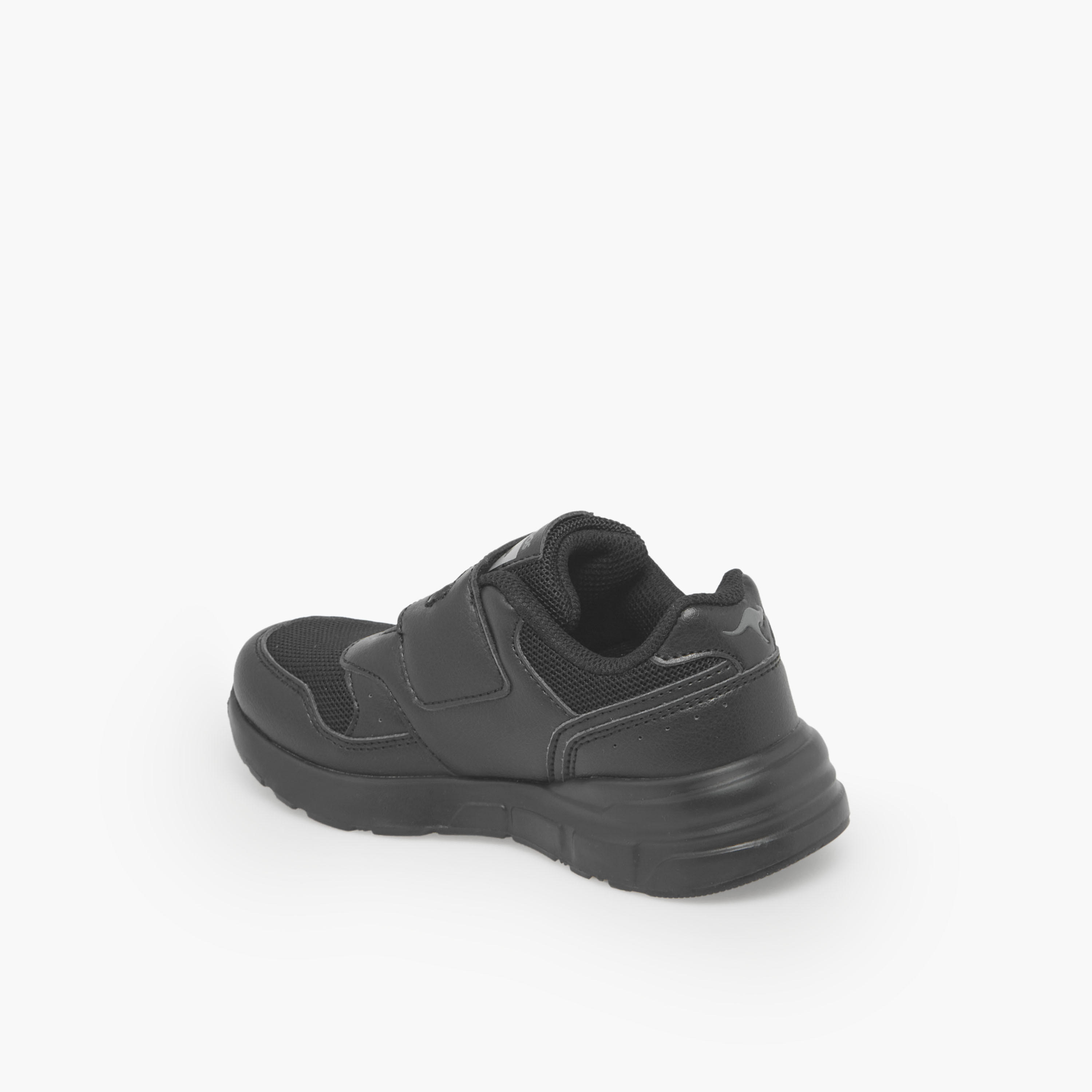 حذاء مدرسي بشريط إغلاق لاصق للأطفال من كانجاروز-boys-shoes-schoolshoes-image-5