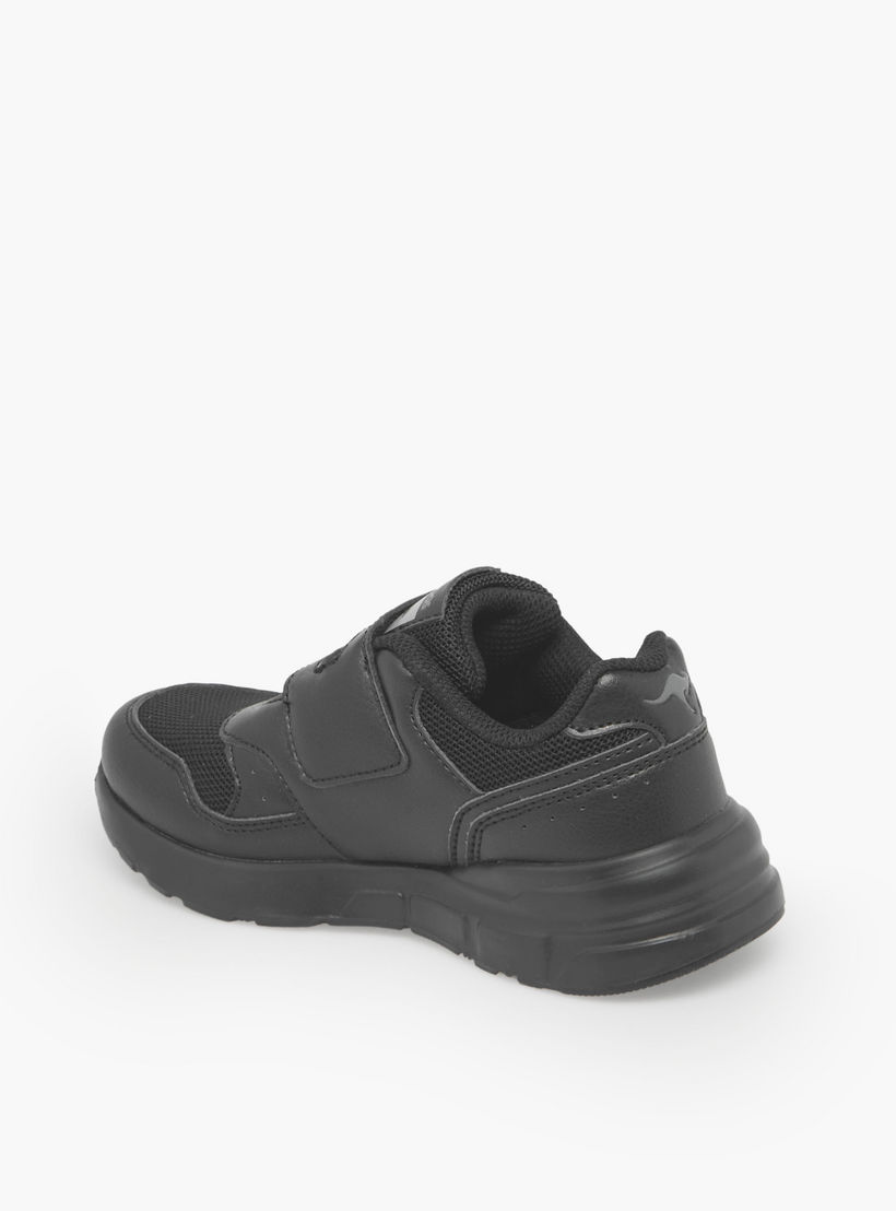 حذاء مدرسي بشريط إغلاق لاصق للأطفال من كانجاروز-boys-shoes-schoolshoes-image-5
