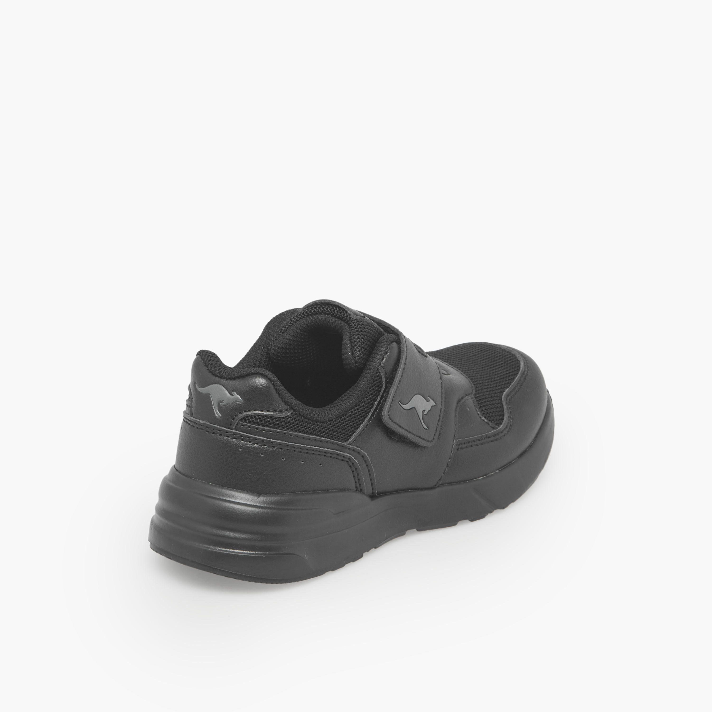 حذاء مدرسي بشريط إغلاق لاصق للأطفال من كانجاروز-boys-shoes-schoolshoes-image-6