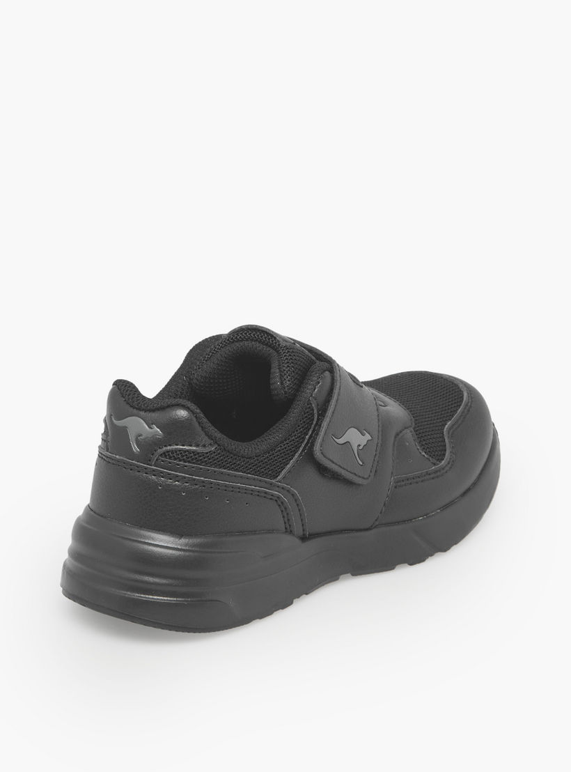 حذاء مدرسي بشريط إغلاق لاصق للأطفال من كانجاروز-boys-shoes-schoolshoes-image-6